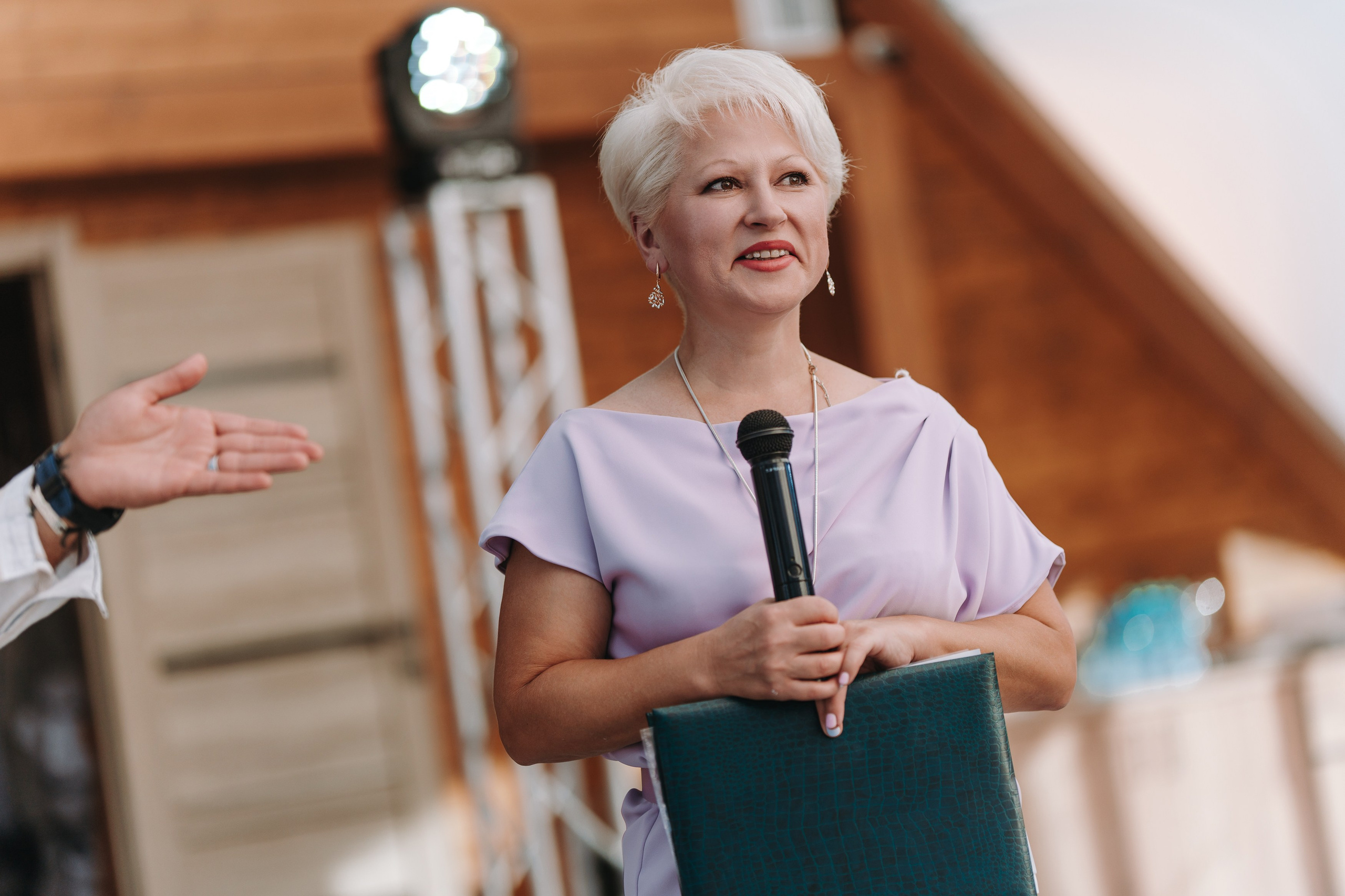 ШАТЕР ХОТИМ ЕДИМ, ВЕДУЩИЙ СИЯВУШ ШЕРМЕТЗАДЕ