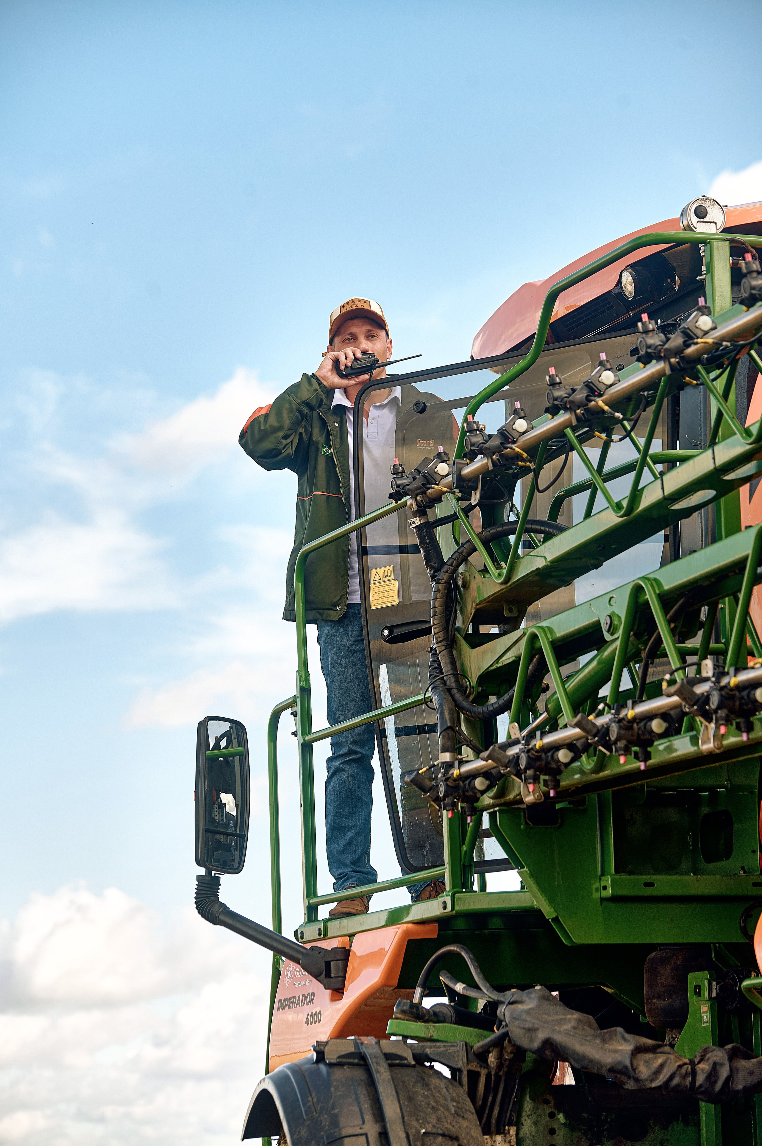 Сельхозтехники Галактика — представление в работе близ г. Абакан. Фотограф Яковлев Роман — Красноярск