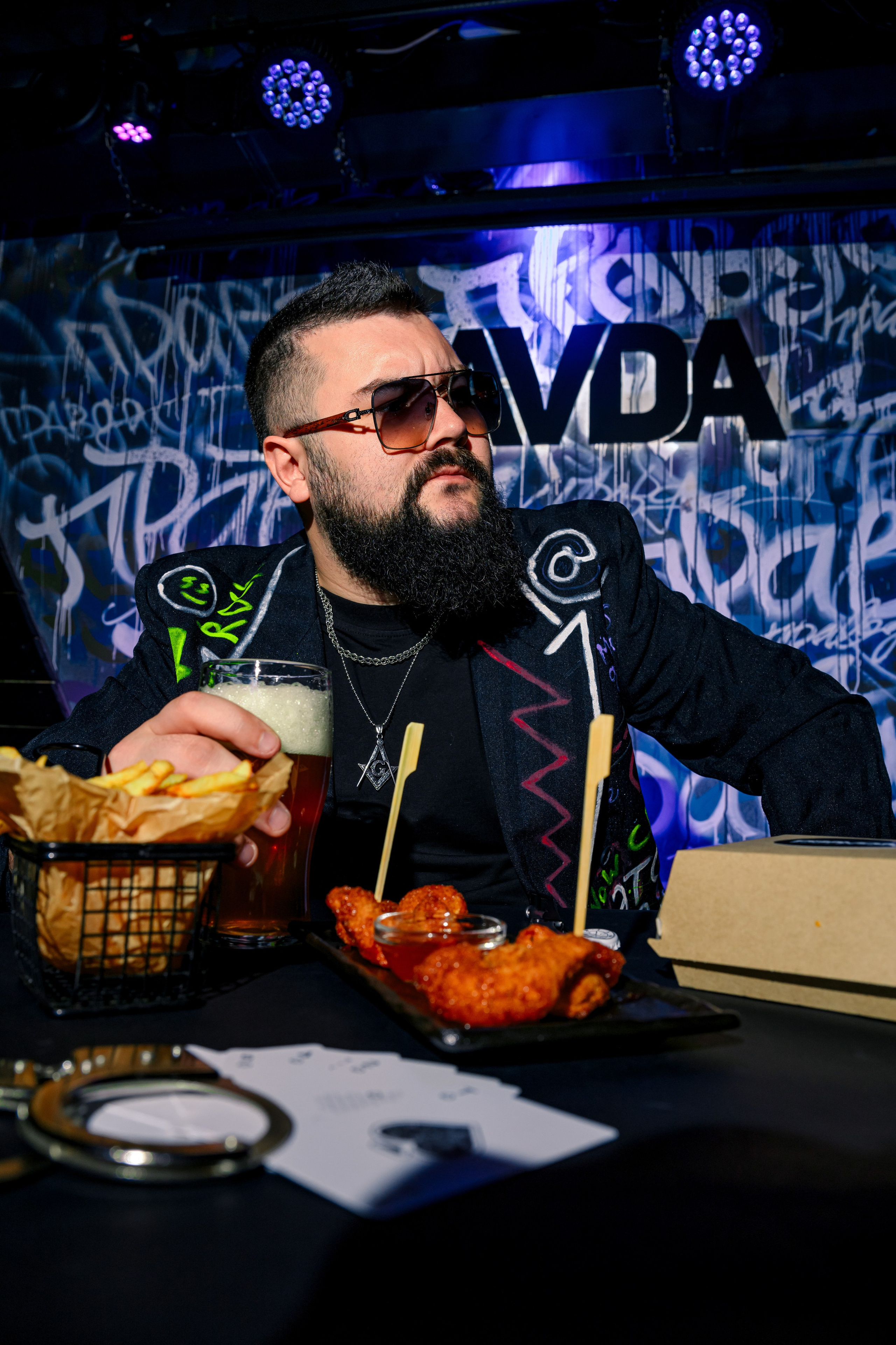 PRAVDA. Максим Комаров — Профессиональный фотограф