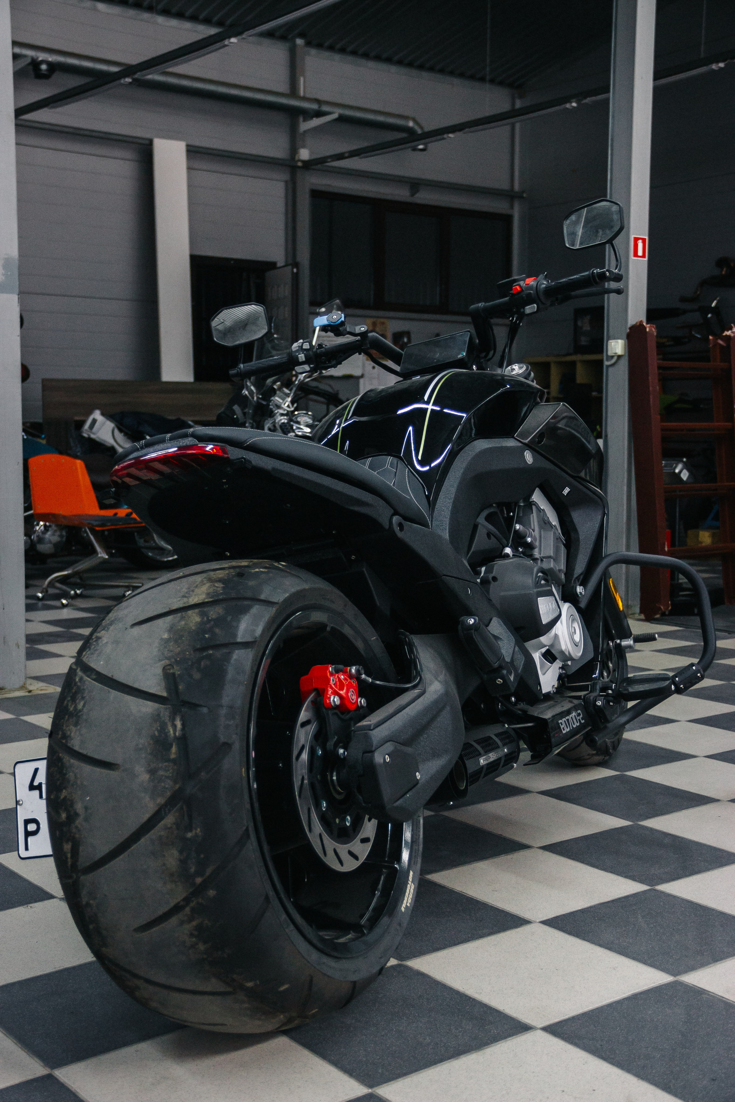 BENDA JFC700. ......