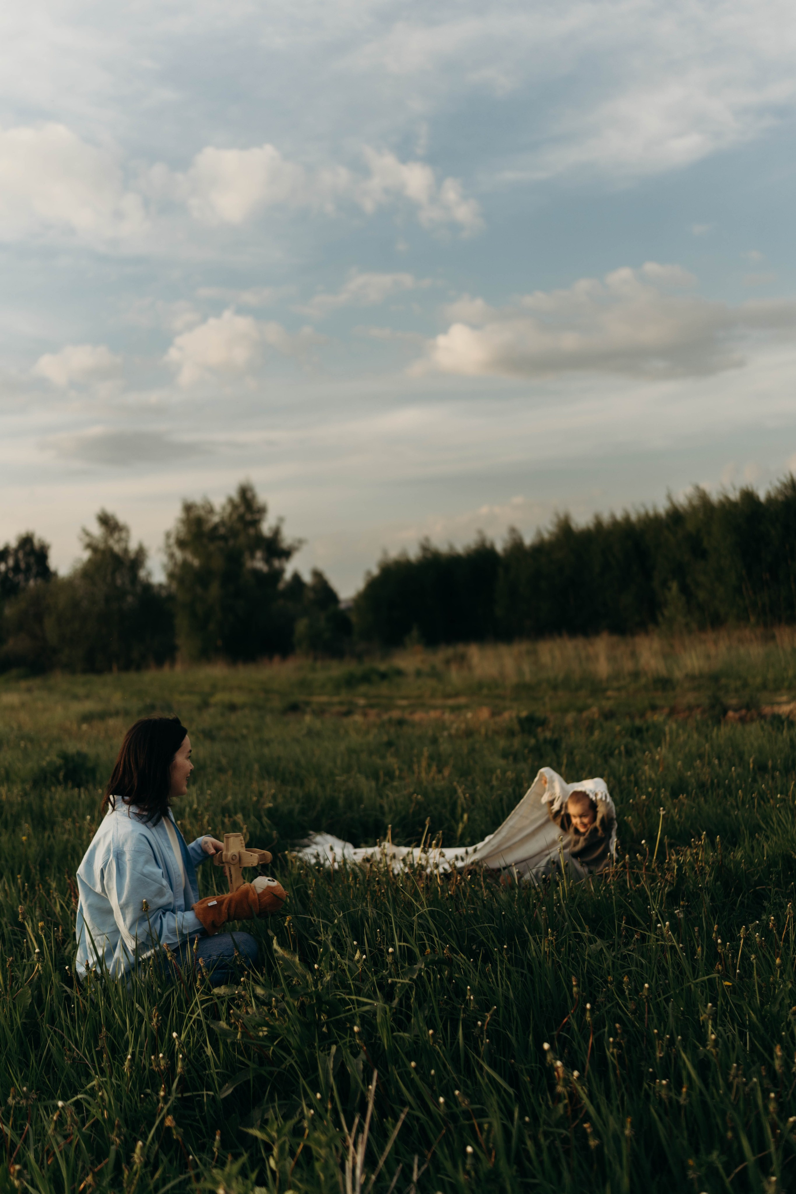 Семейная фотосессия на закате. Семейный и портретный фотограф во Владимире и Суздале