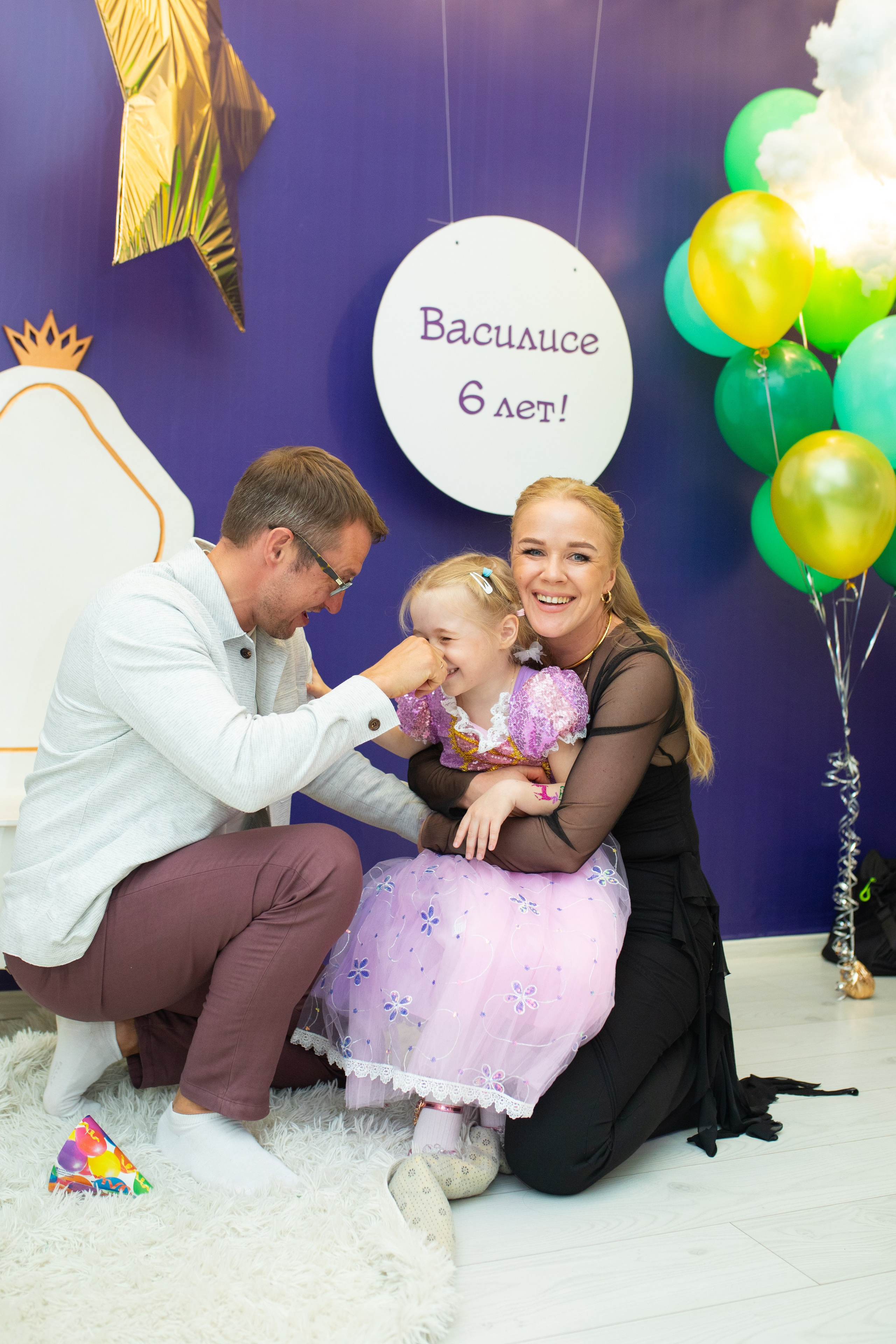 Улыбника -Василисе 6 лет!. Фотограф в Новосибирске Ася Зверева