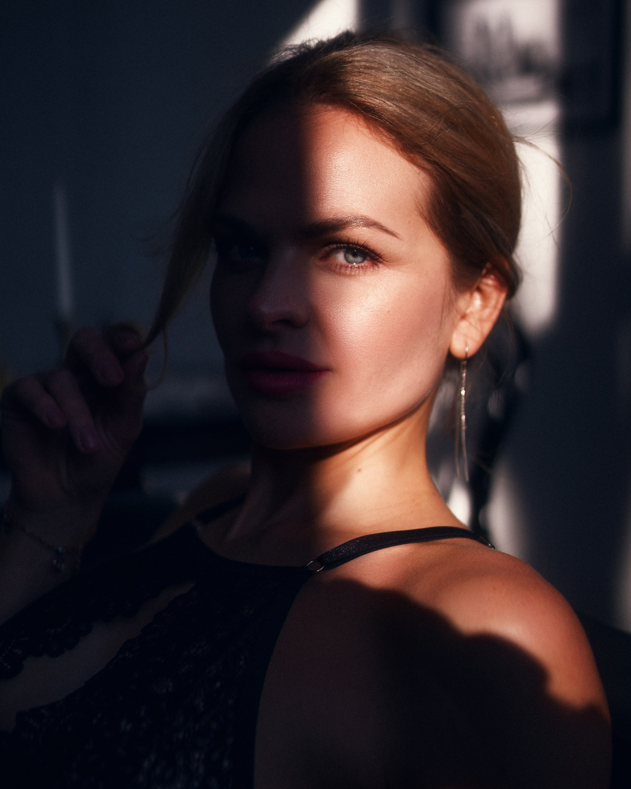 Valeria. Фотограф Александр Клунников Женственные портреты и фотосессии в Краснодаре