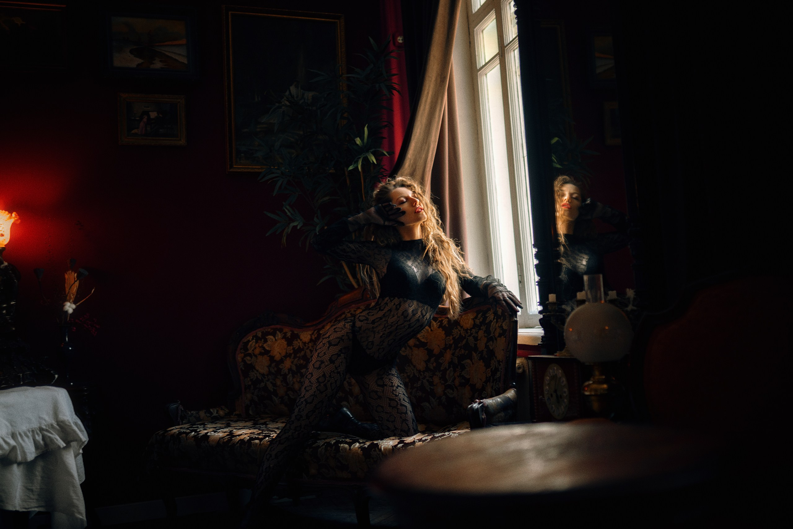 OLYA. Художественная портретная фотография и обучение позированию и ретуши