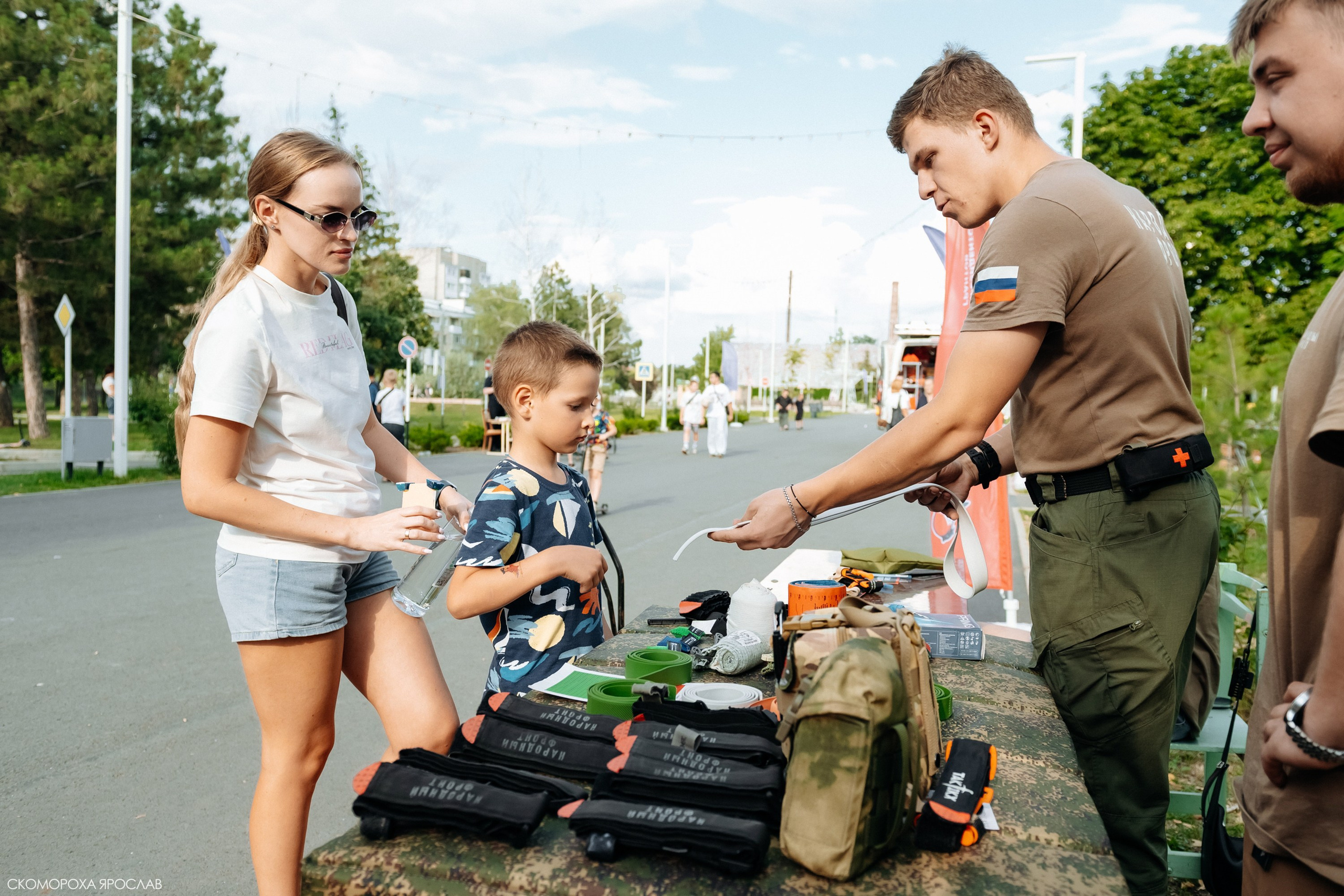 Детский праздник в парке Щорса. Фотограф Луганск | Скомороха Ярослав | Репортаж, свадьбы, индивидуальные съемки, фотоотчеты, дни рождения, праздники
