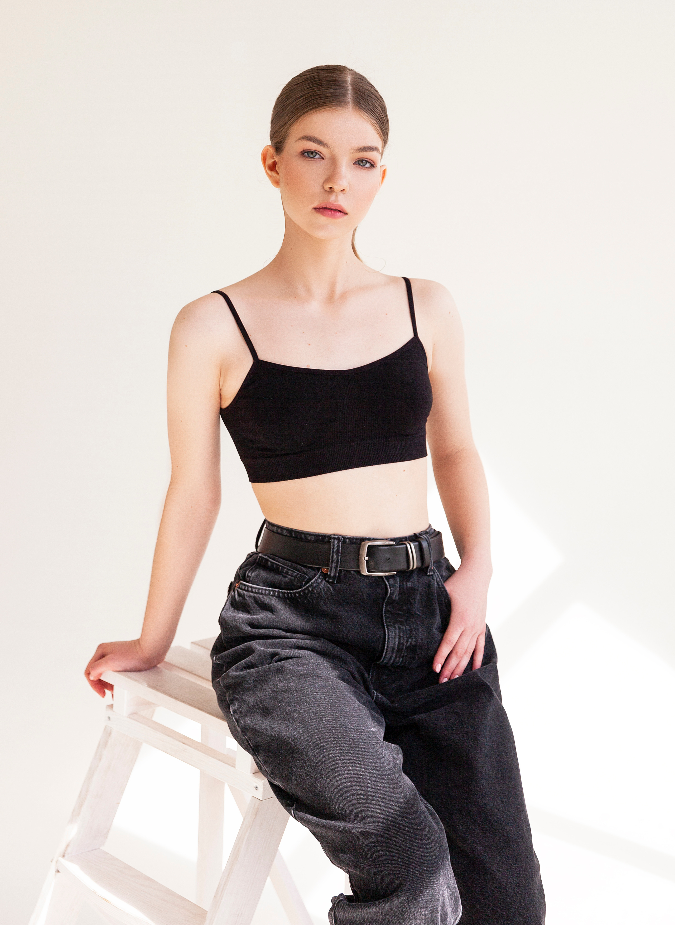 Sia. Материнское модельное агентство