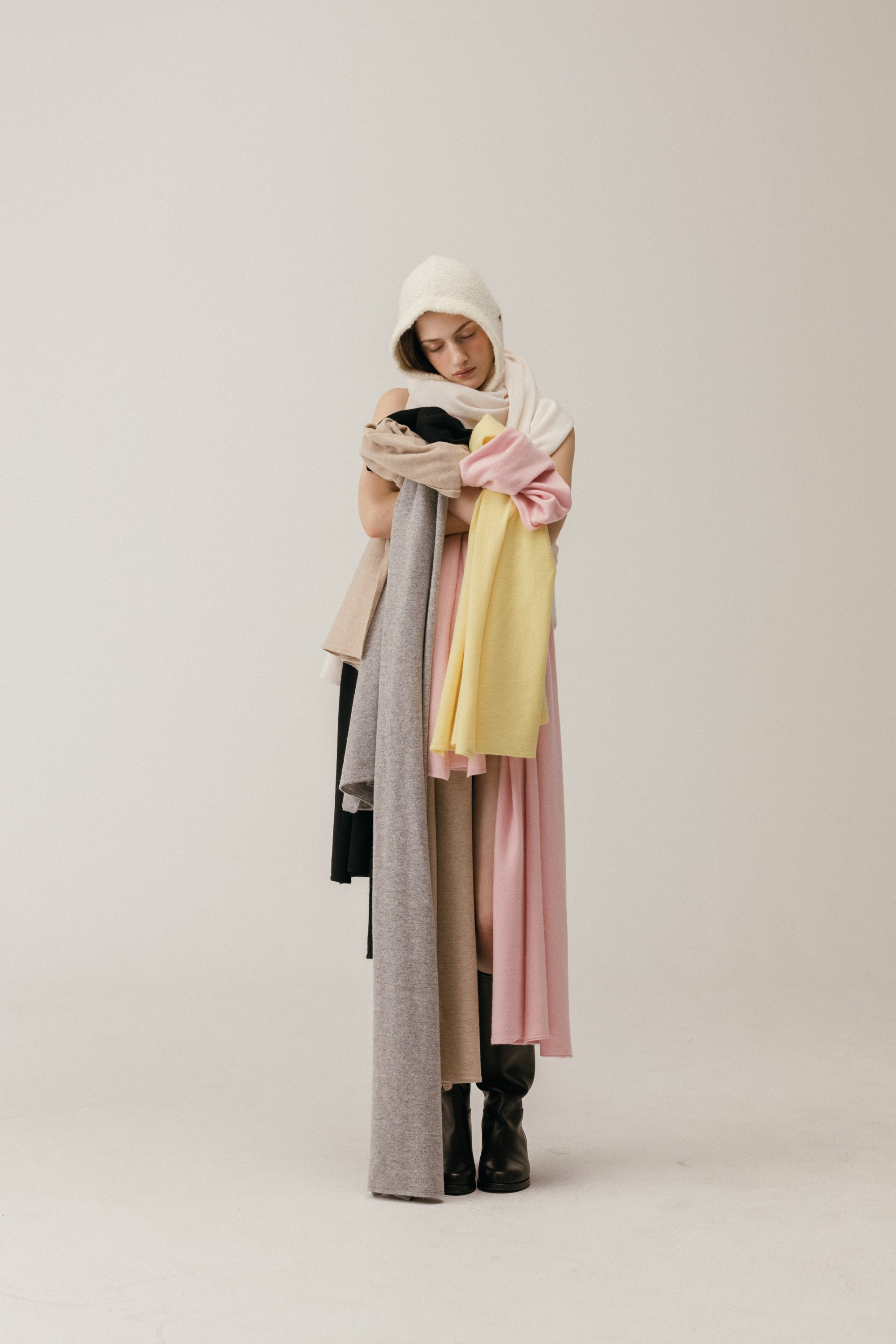 TOP LIZ KO. Материнское модельное агентство