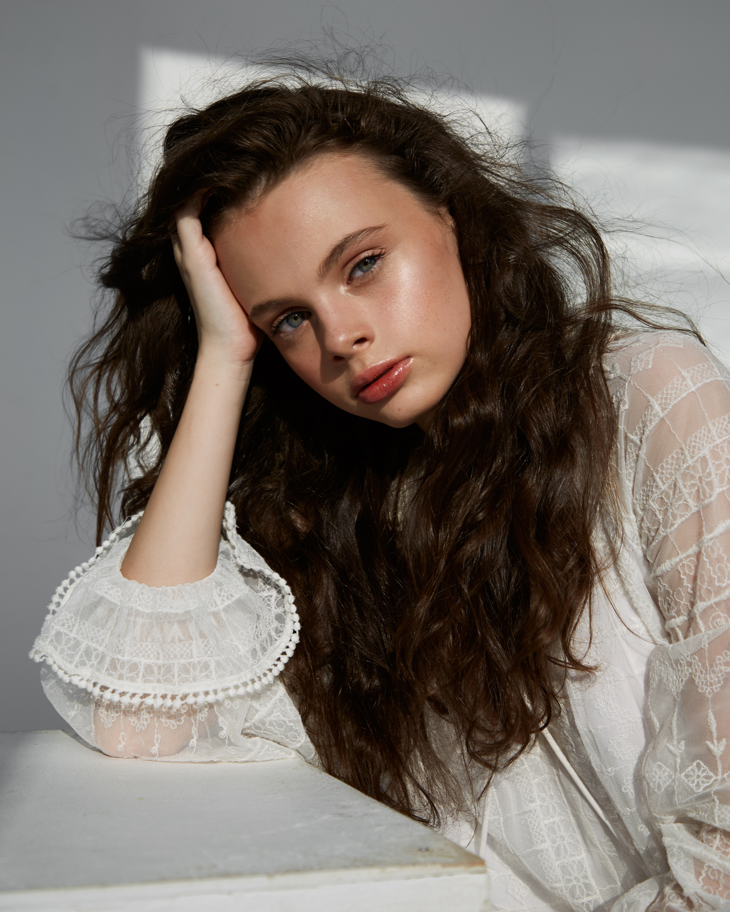 Dari. Материнское модельное агентство