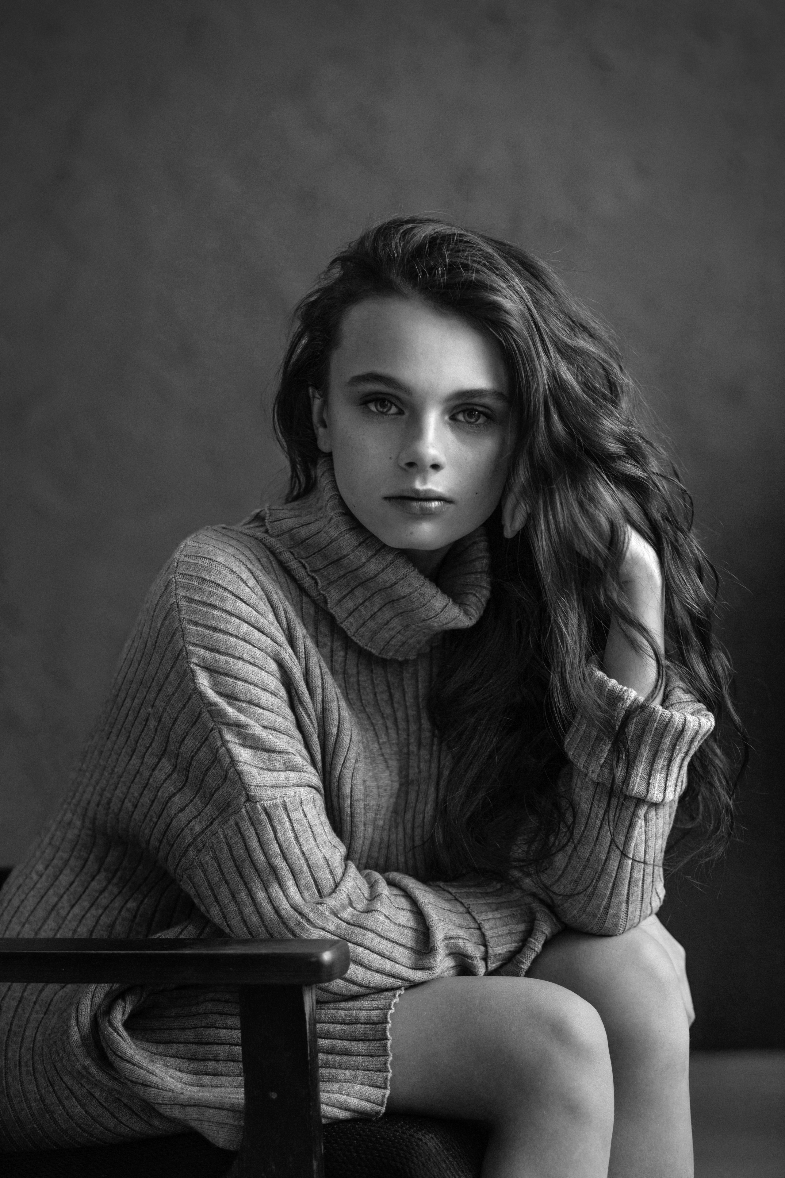 Dari. Материнское модельное агентство