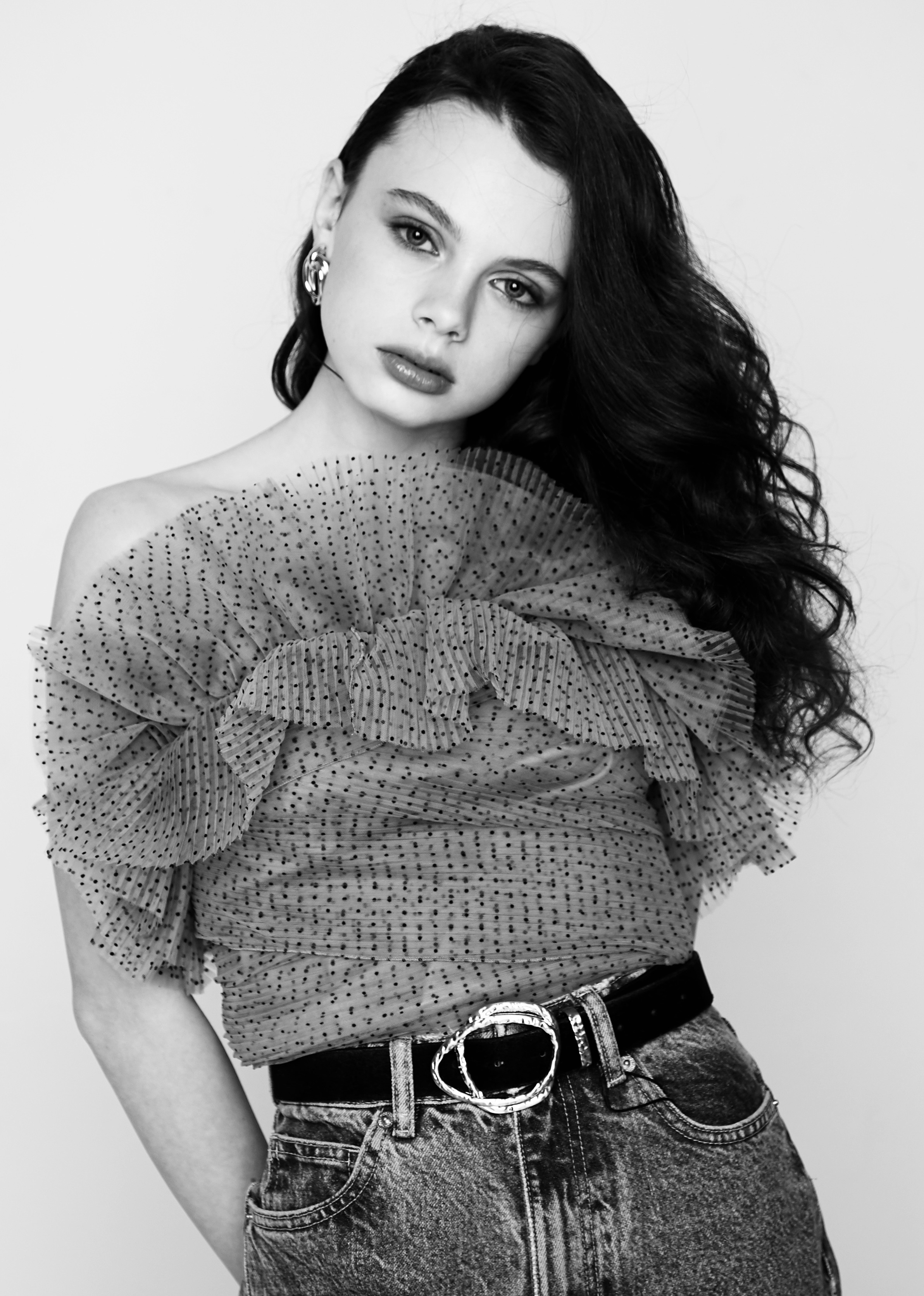 Dari. Материнское модельное агентство