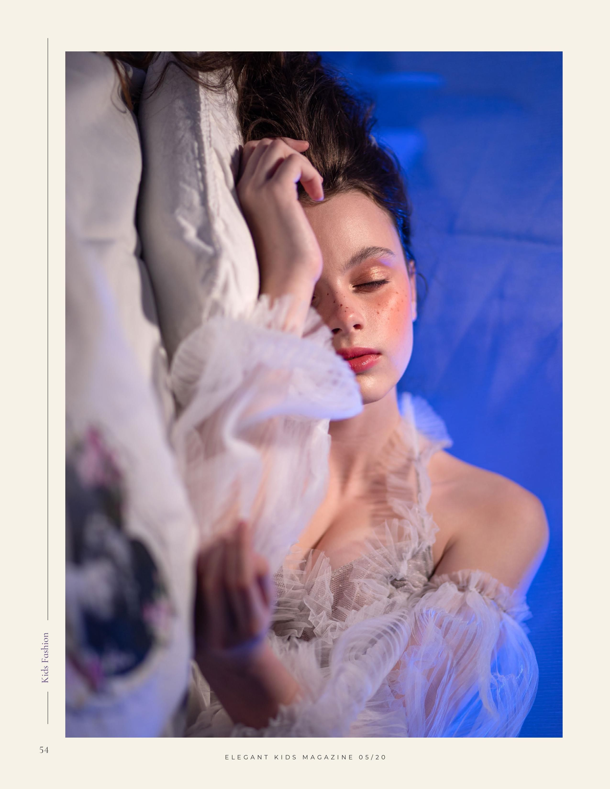 Dari. Материнское модельное агентство