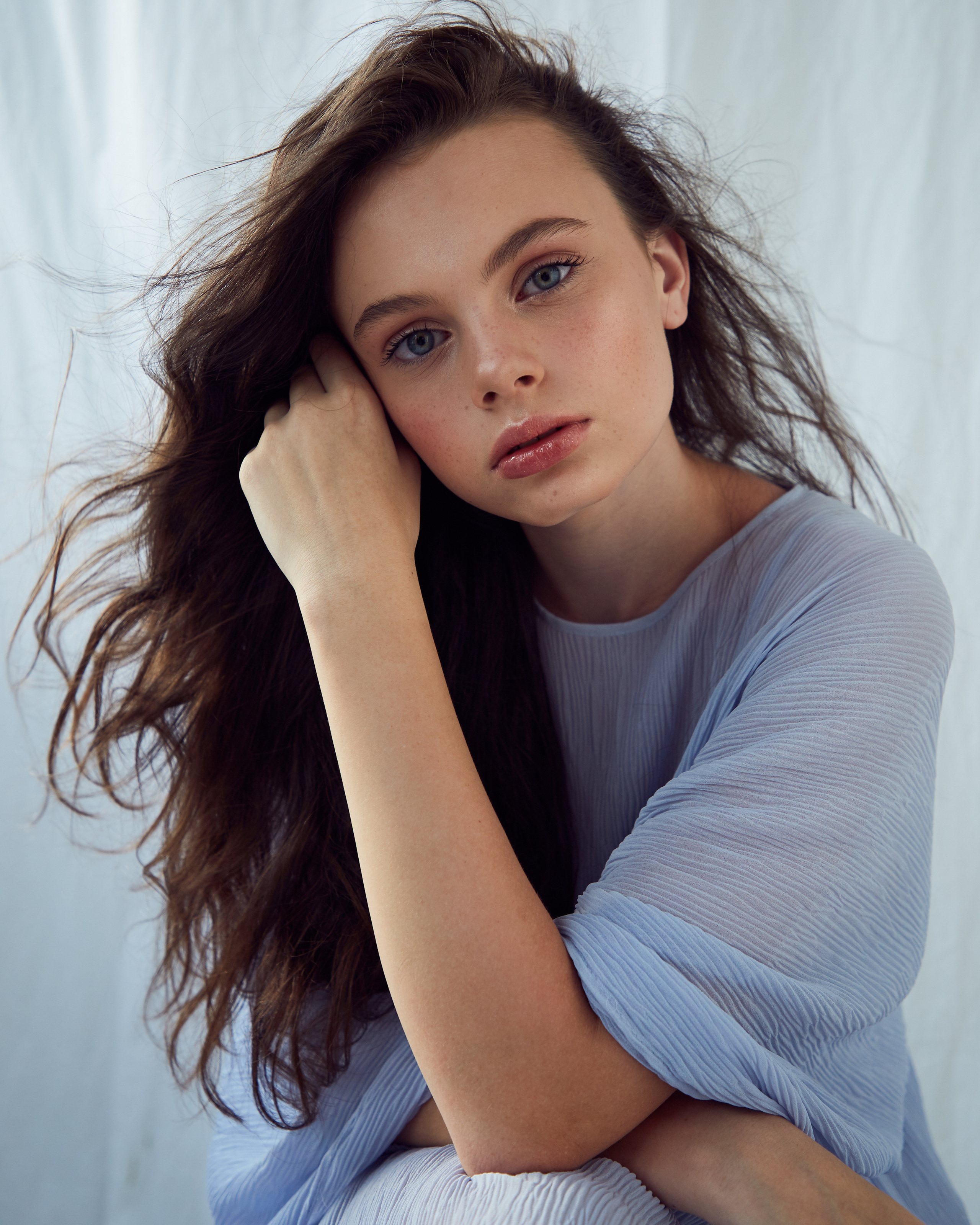 Dari. Материнское модельное агентство