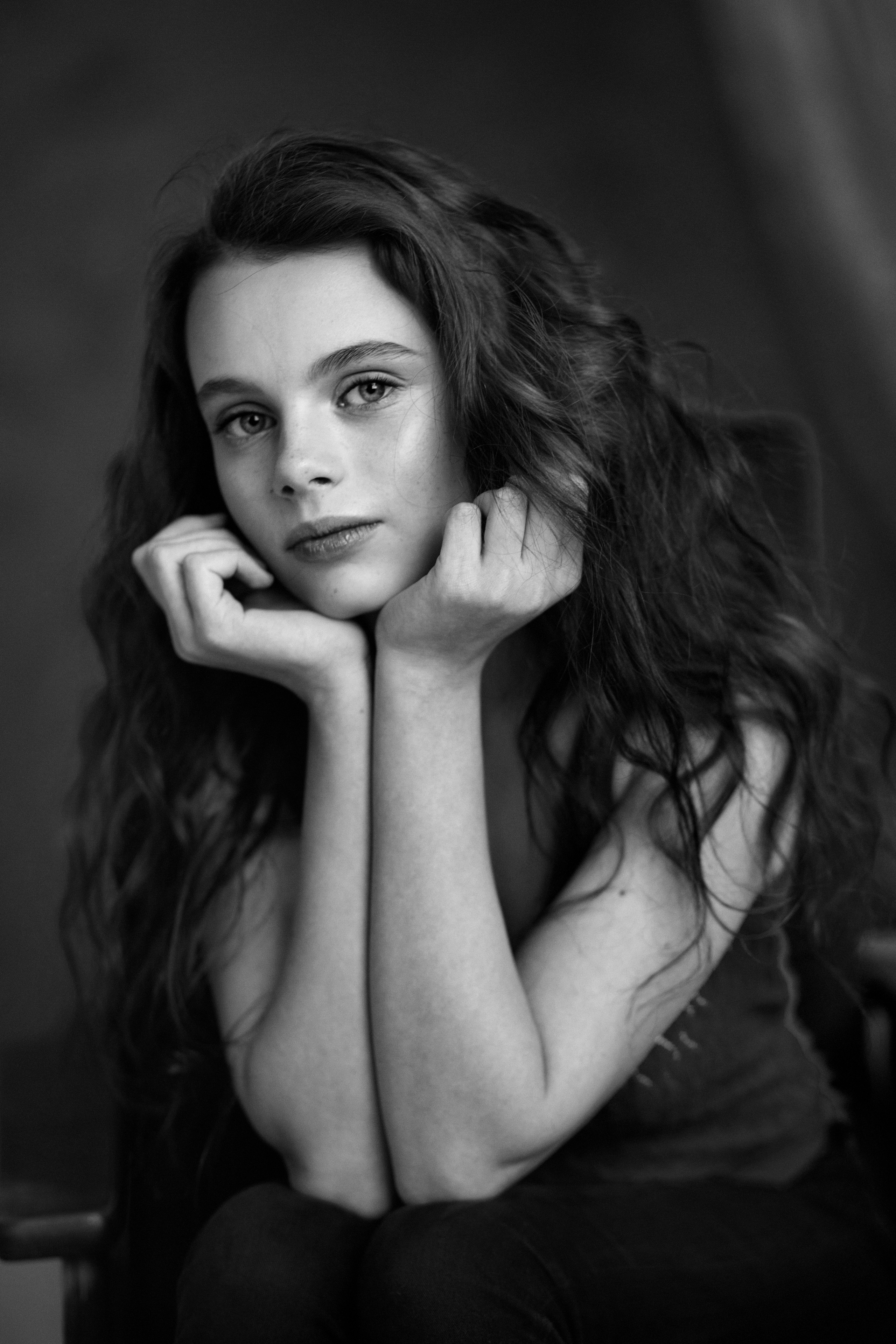 Dari. Материнское модельное агентство