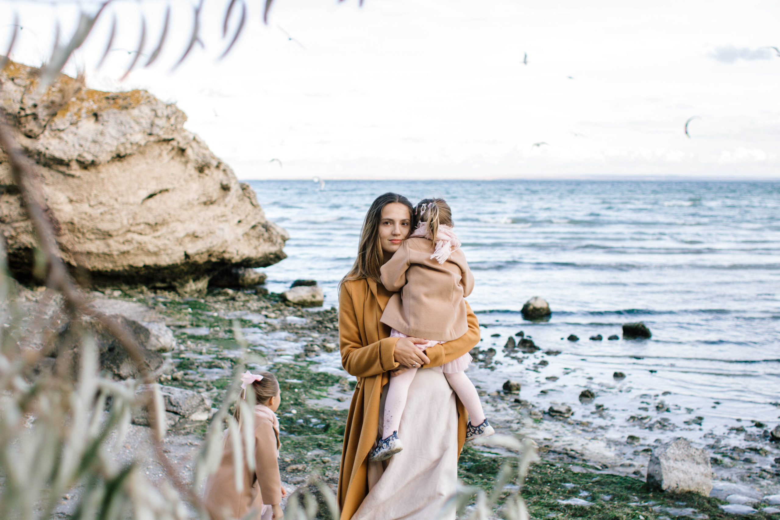 У моря. Фотограф