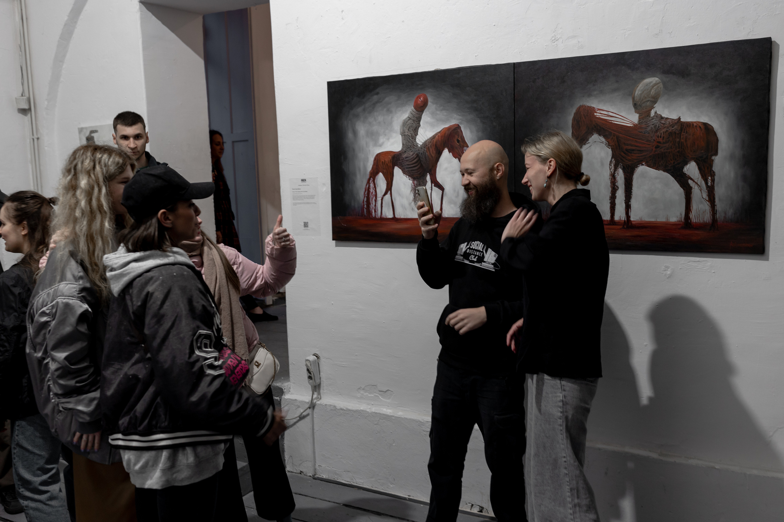 Белград галлерея Magacin. Фотограф и художник Астрахов Павел