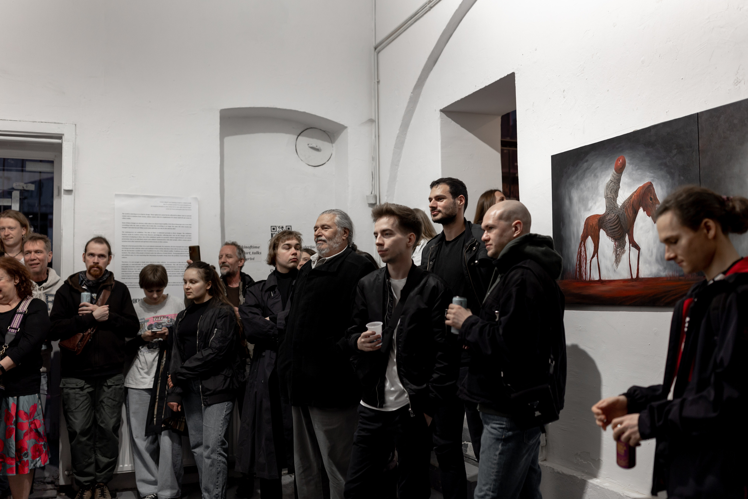 Белград галлерея Magacin. Фотограф и художник Астрахов Павел