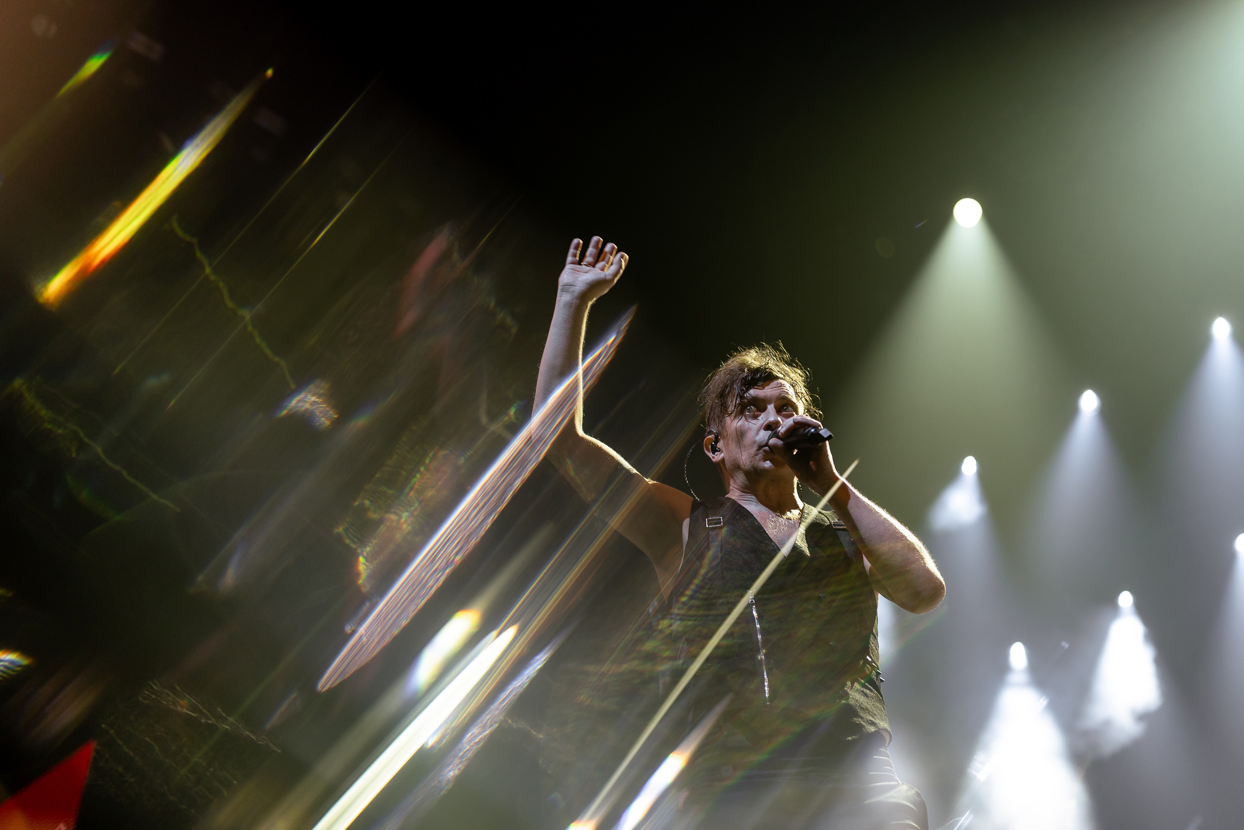 Концерт БИ2. Фотограф и художник Астрахов Павел