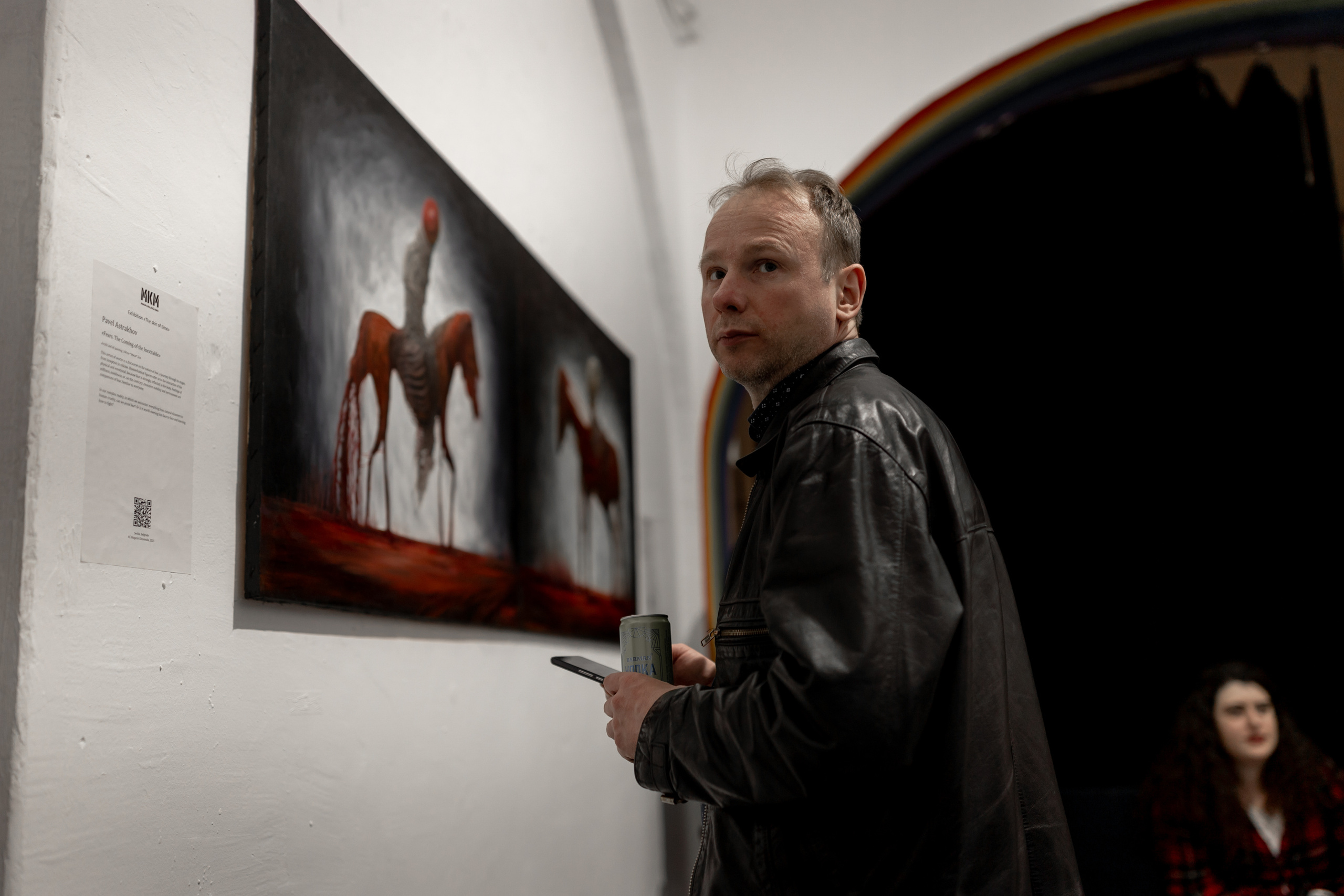 Белград галлерея Magacin. Фотограф и художник Астрахов Павел