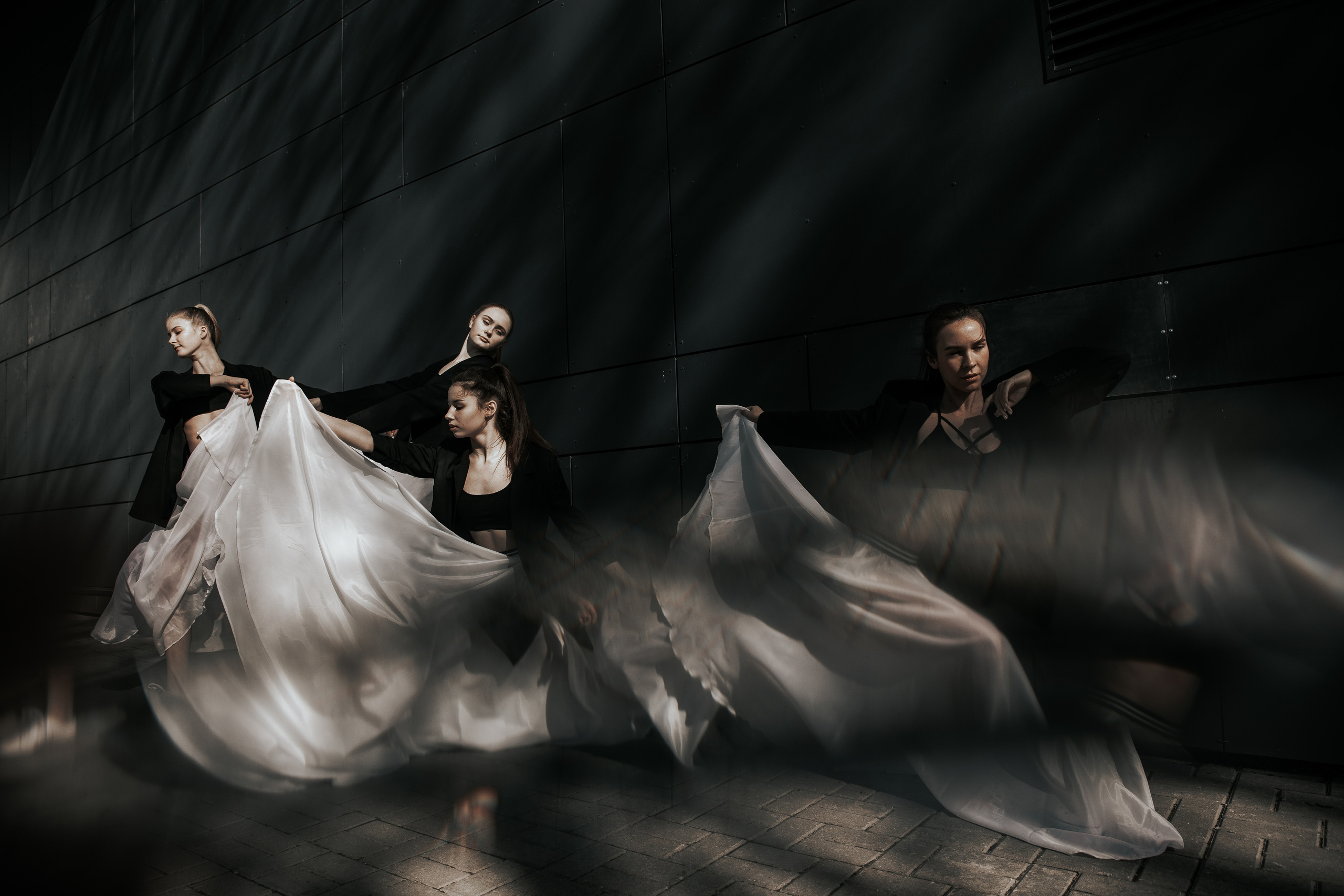 В танце. Фотограф и художник Астрахов Павел