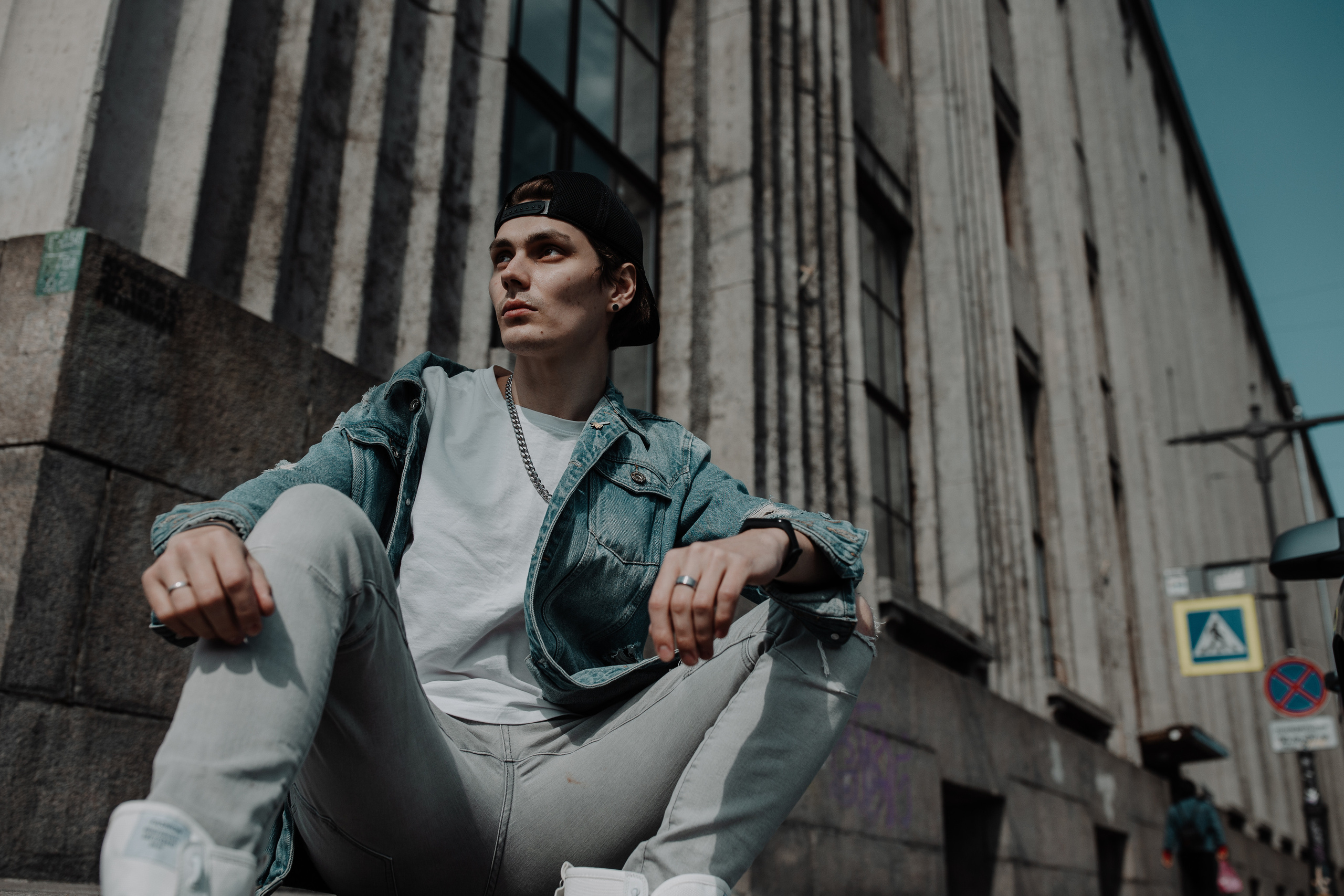 Молодой поэт. Фотограф и художник Астрахов Павел