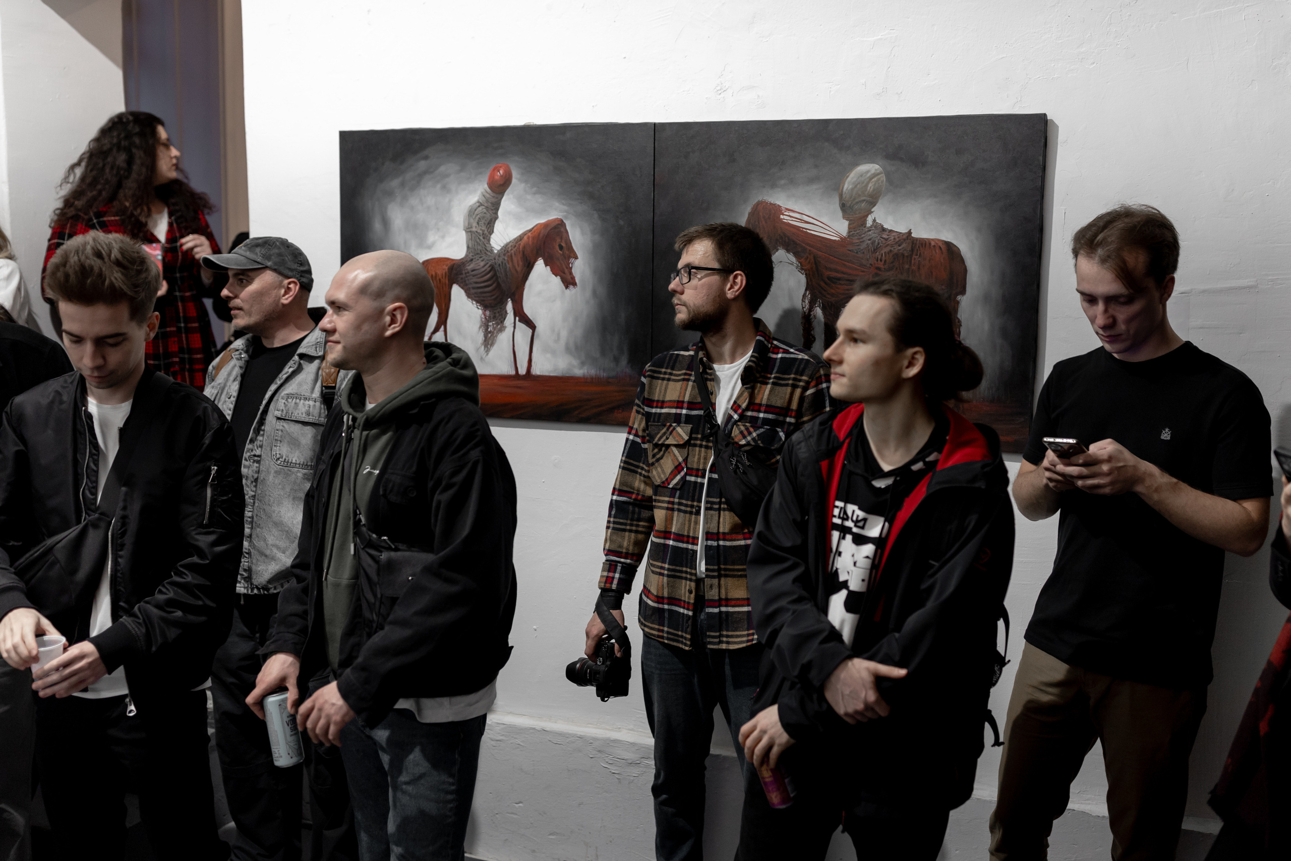 Белград галлерея Magacin. Фотограф и художник Астрахов Павел