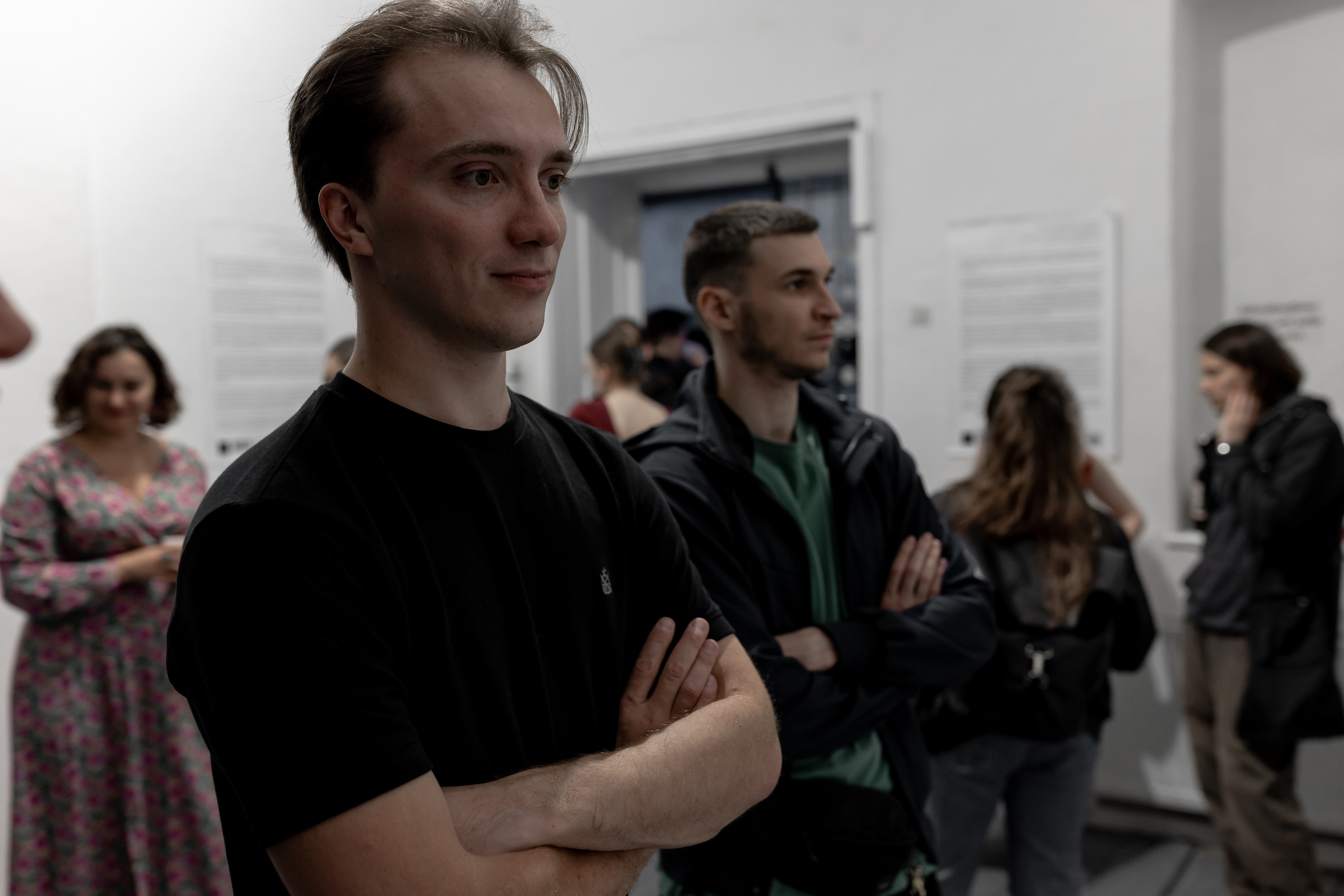 Белград галлерея Magacin. Фотограф и художник Астрахов Павел