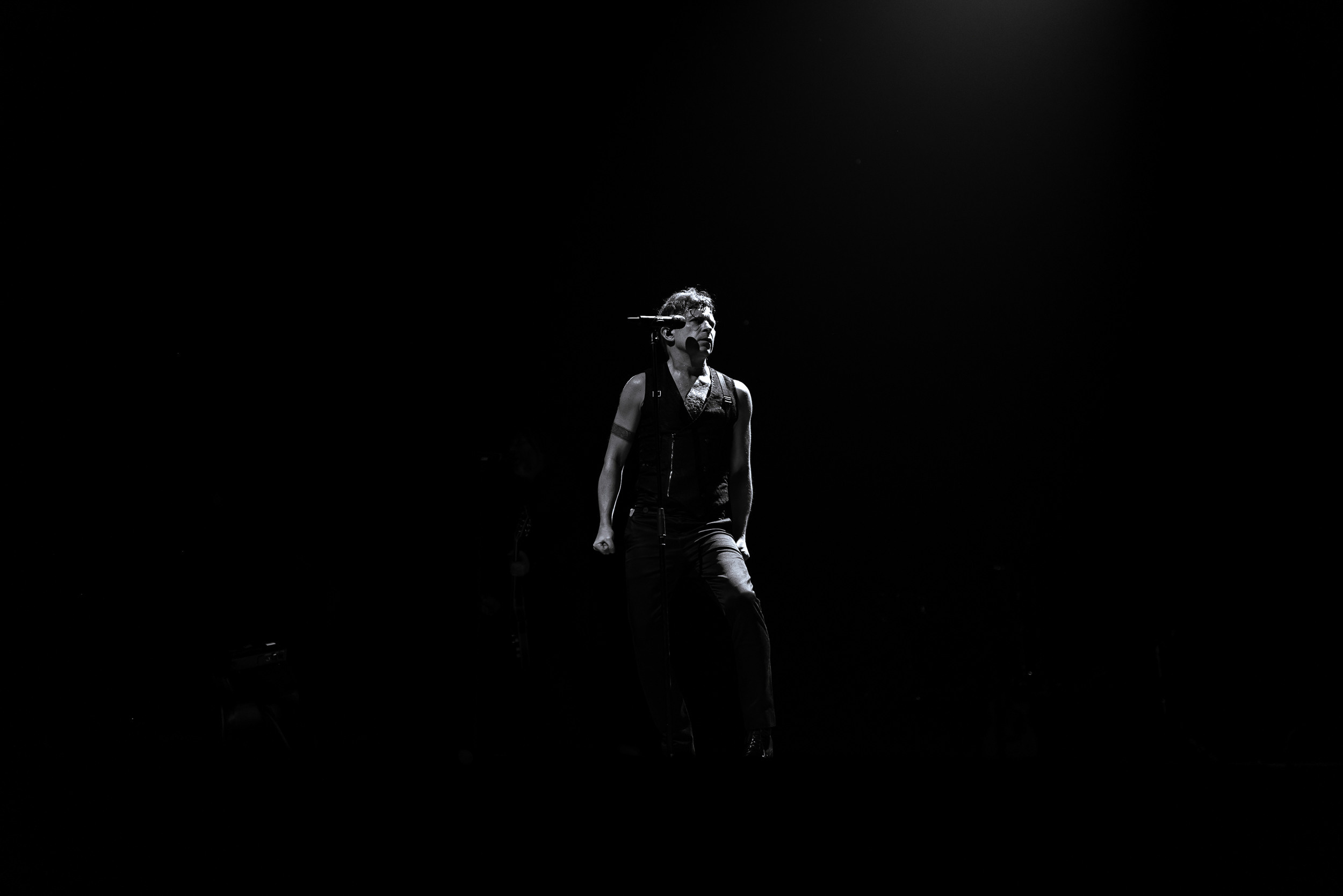 Концерт БИ2. Фотограф и художник Астрахов Павел