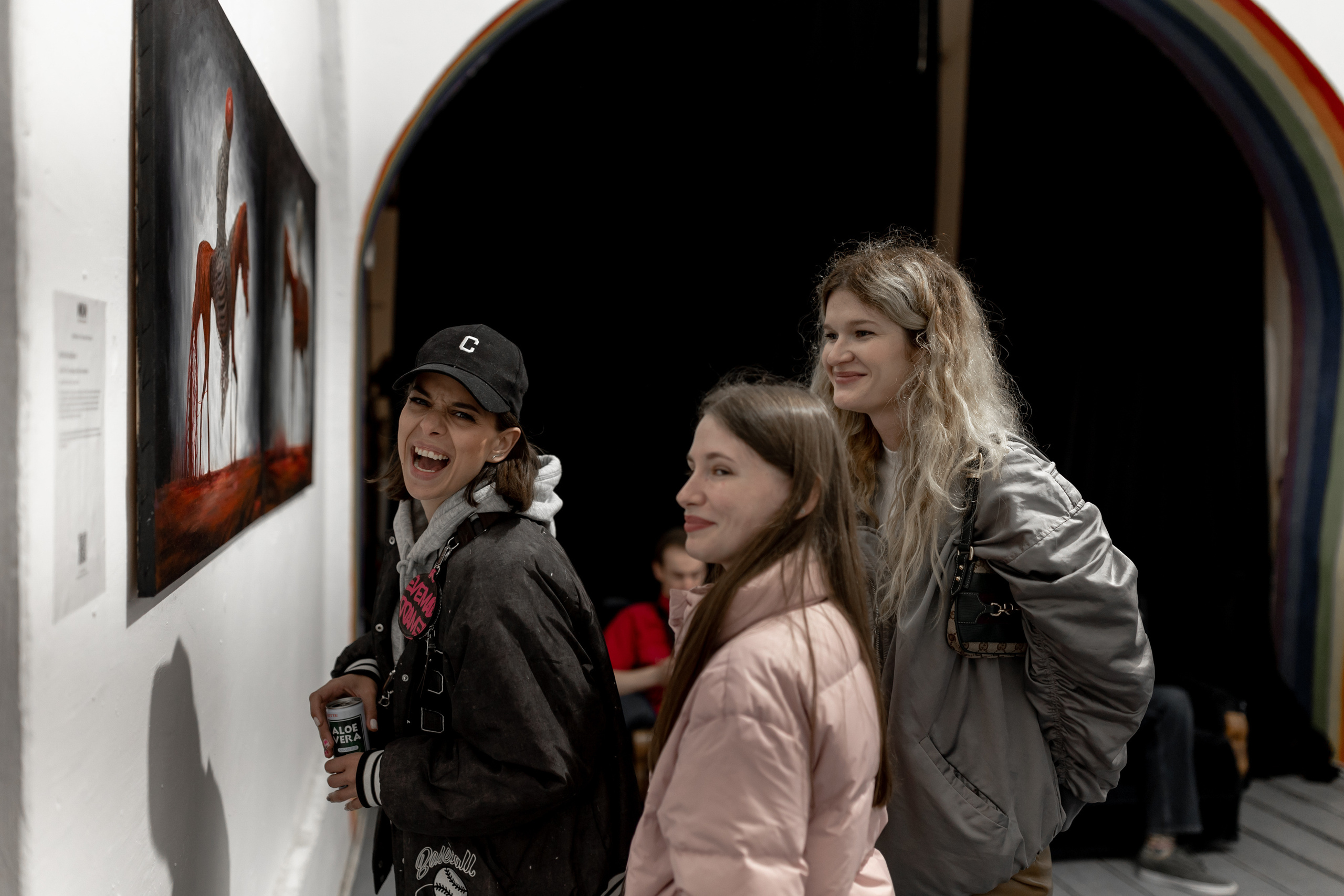 Белград галлерея Magacin. Фотограф и художник Астрахов Павел