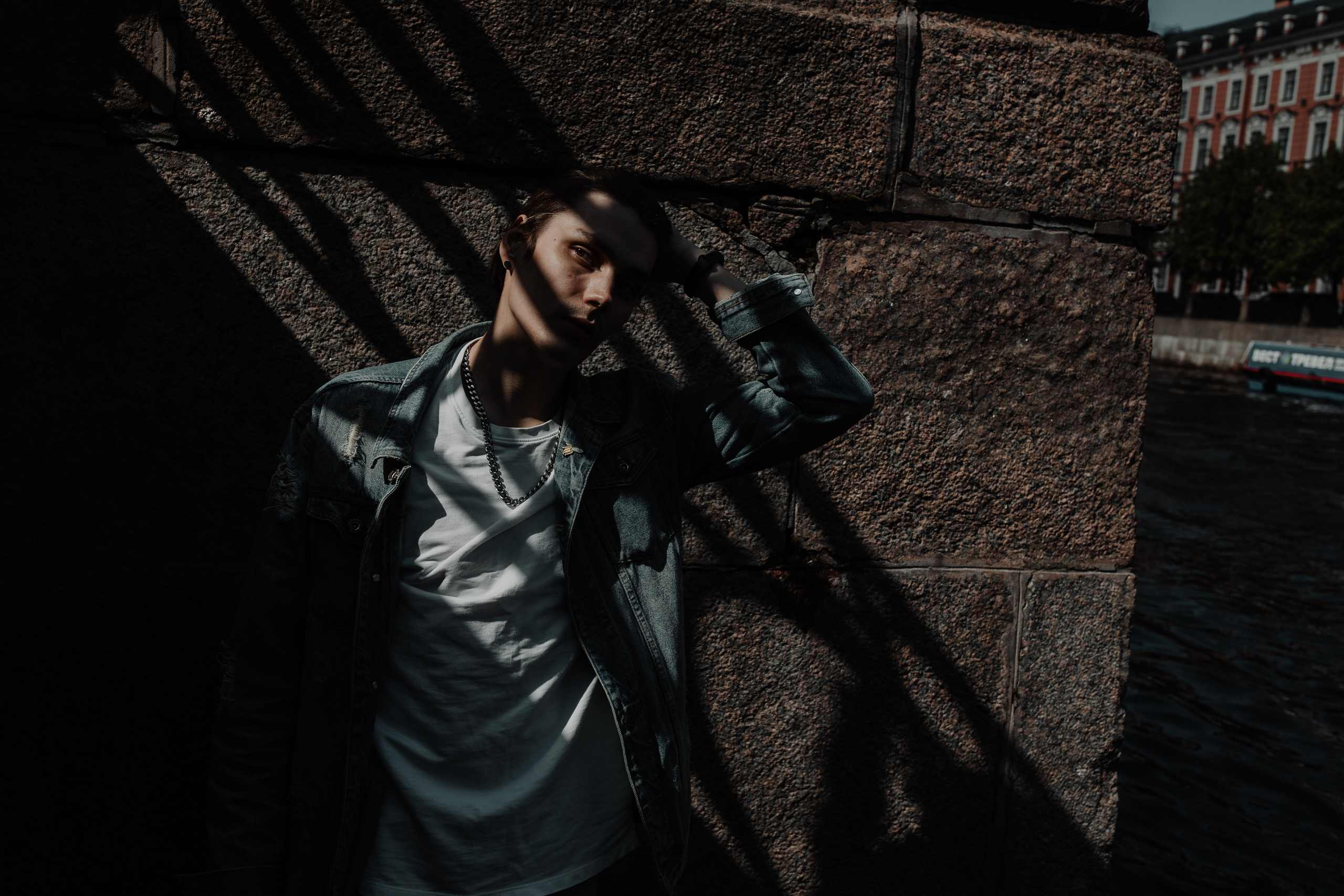 Молодой поэт. Фотограф и художник Астрахов Павел