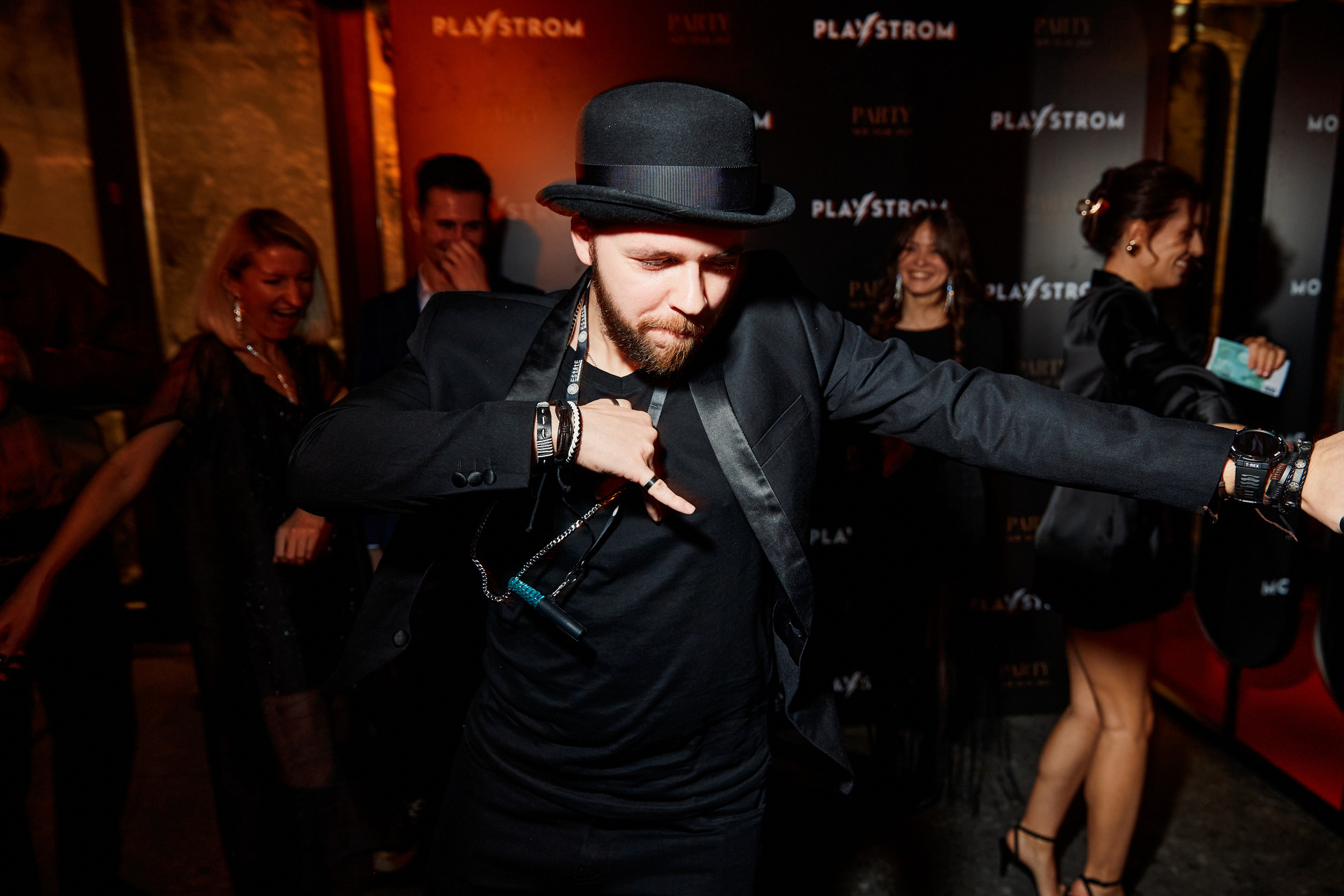 Фотограф на корпоратив в Минске. Репортажный фотограф в Минске Рыщук Дмитрий