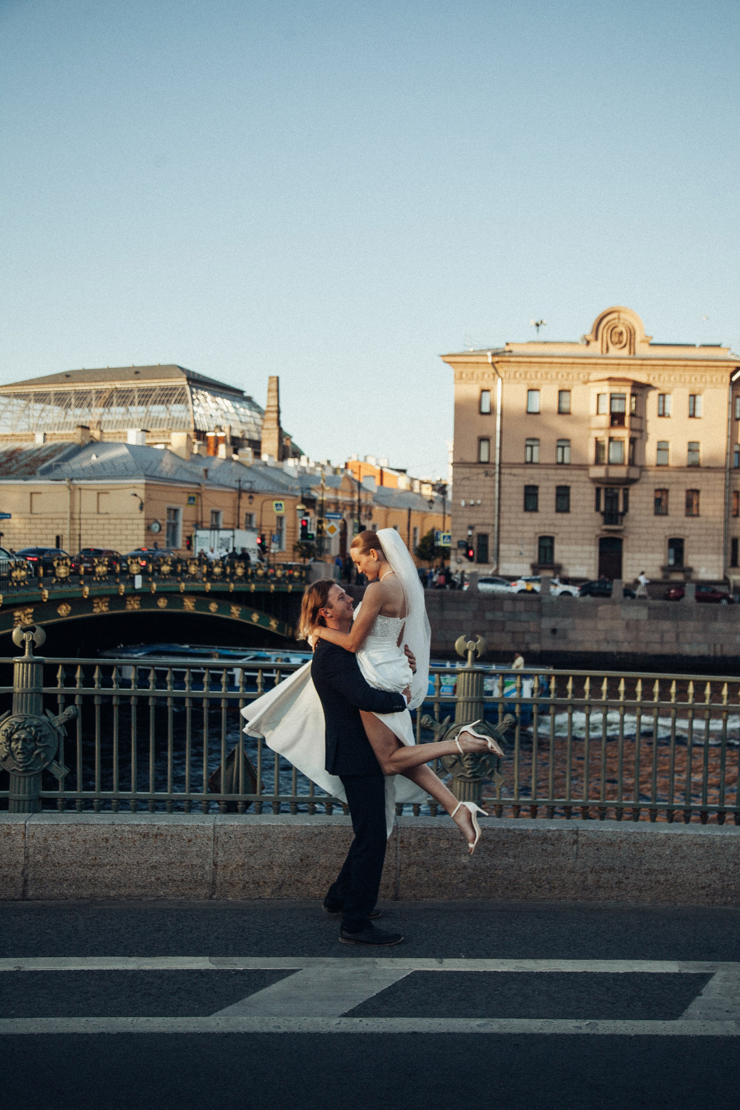 Стоимость. Честные истории о жизни города и его людях