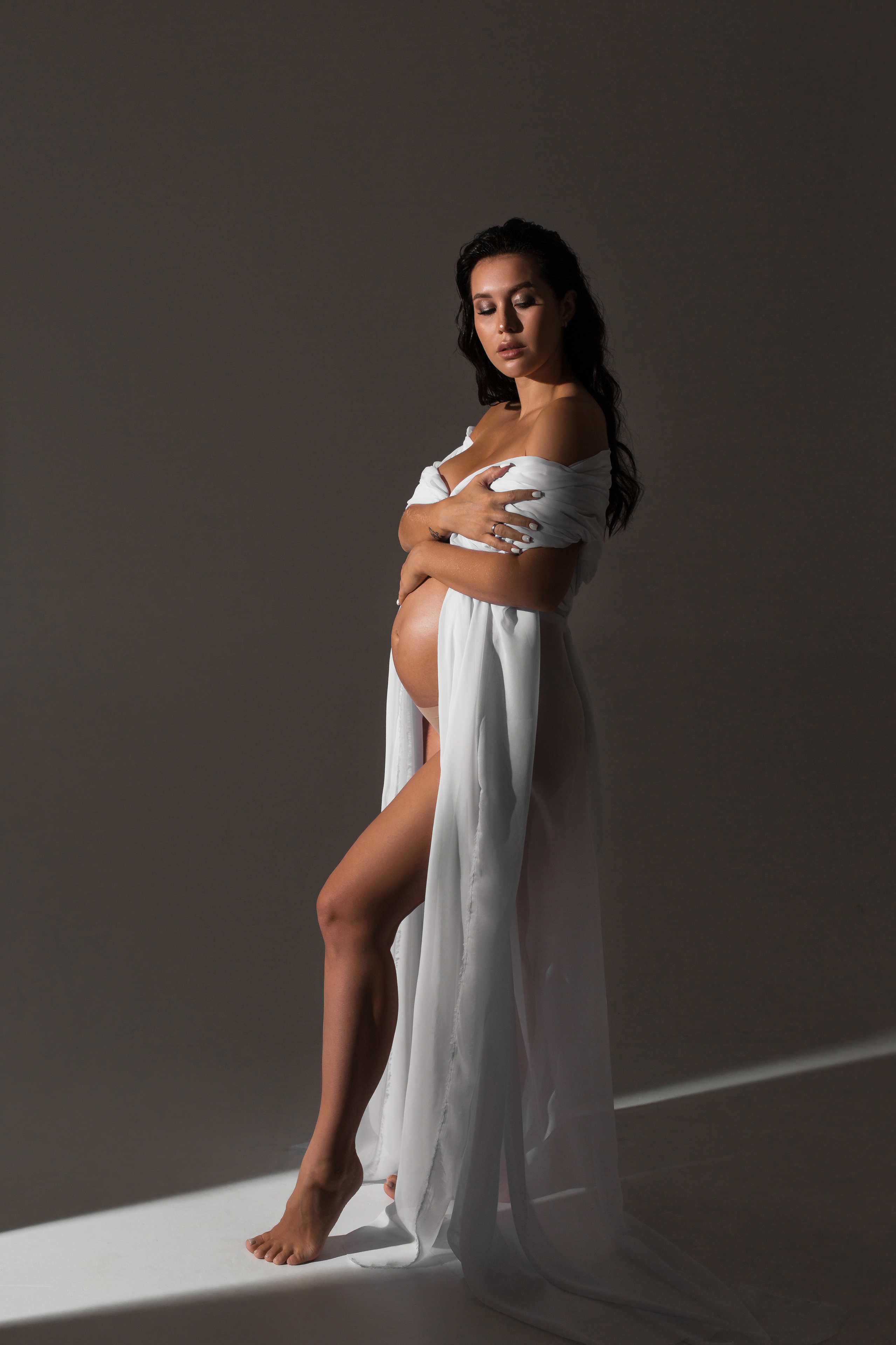 Съёмочный гардероб. Фотограф в стиле минимализм Тюмень