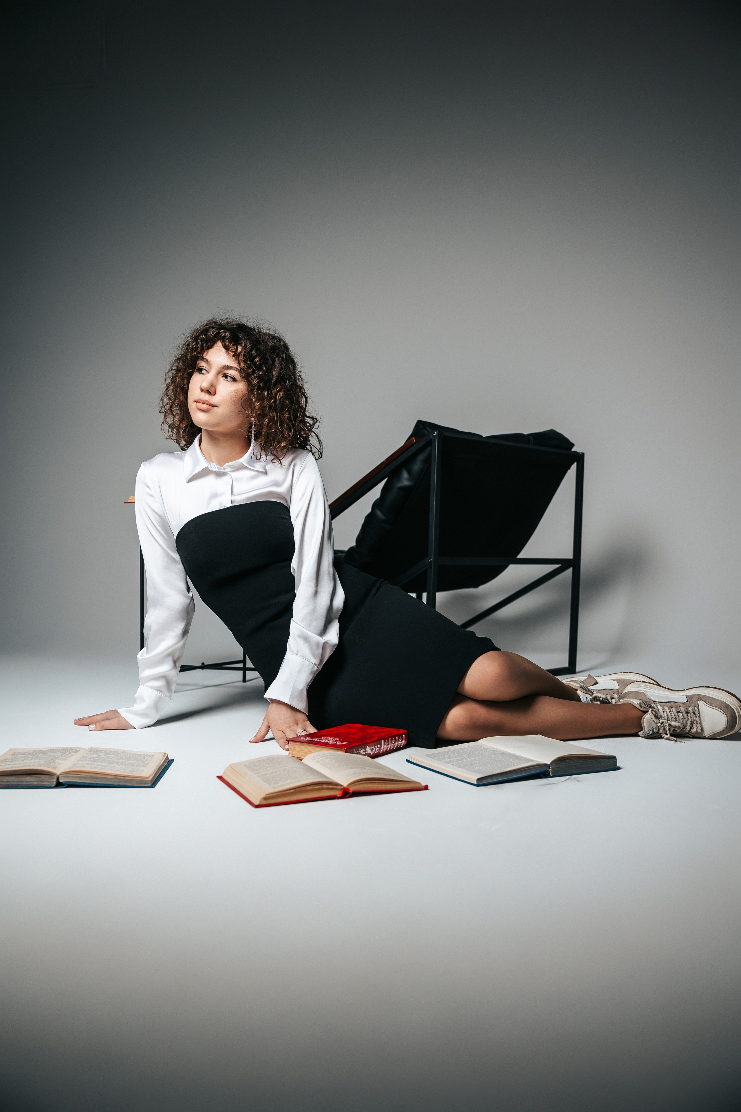 Выпускные альбомы для школы, выпускной альбом из начальной школы, выпускной альбом из детского сада Лермонтов, Ипатово,  Нефтекумск, Железноводск, Новопавловск, Выпускные альбомы Новоалександровск, Выпускные альбомы Благодарный, Выпуск школа Зеленокумск, Выпускные фотокниги Ставрополь. Лучшие дизайны фотоальбомов для выпускников школ и детских садов