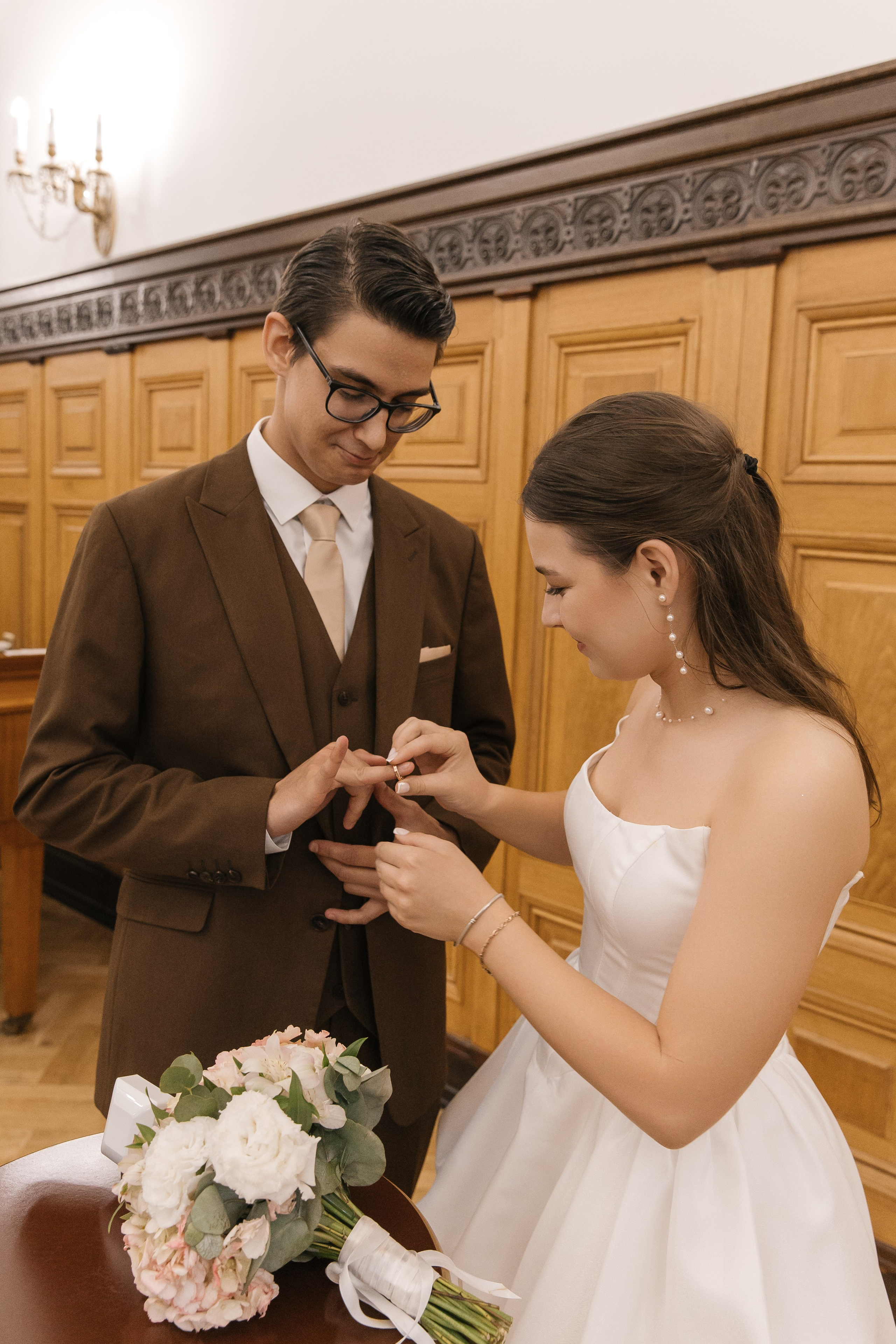 Регистрация брака в Грибоедовском ЗАГСе. Фотограф и видеограф Анна Домашенко