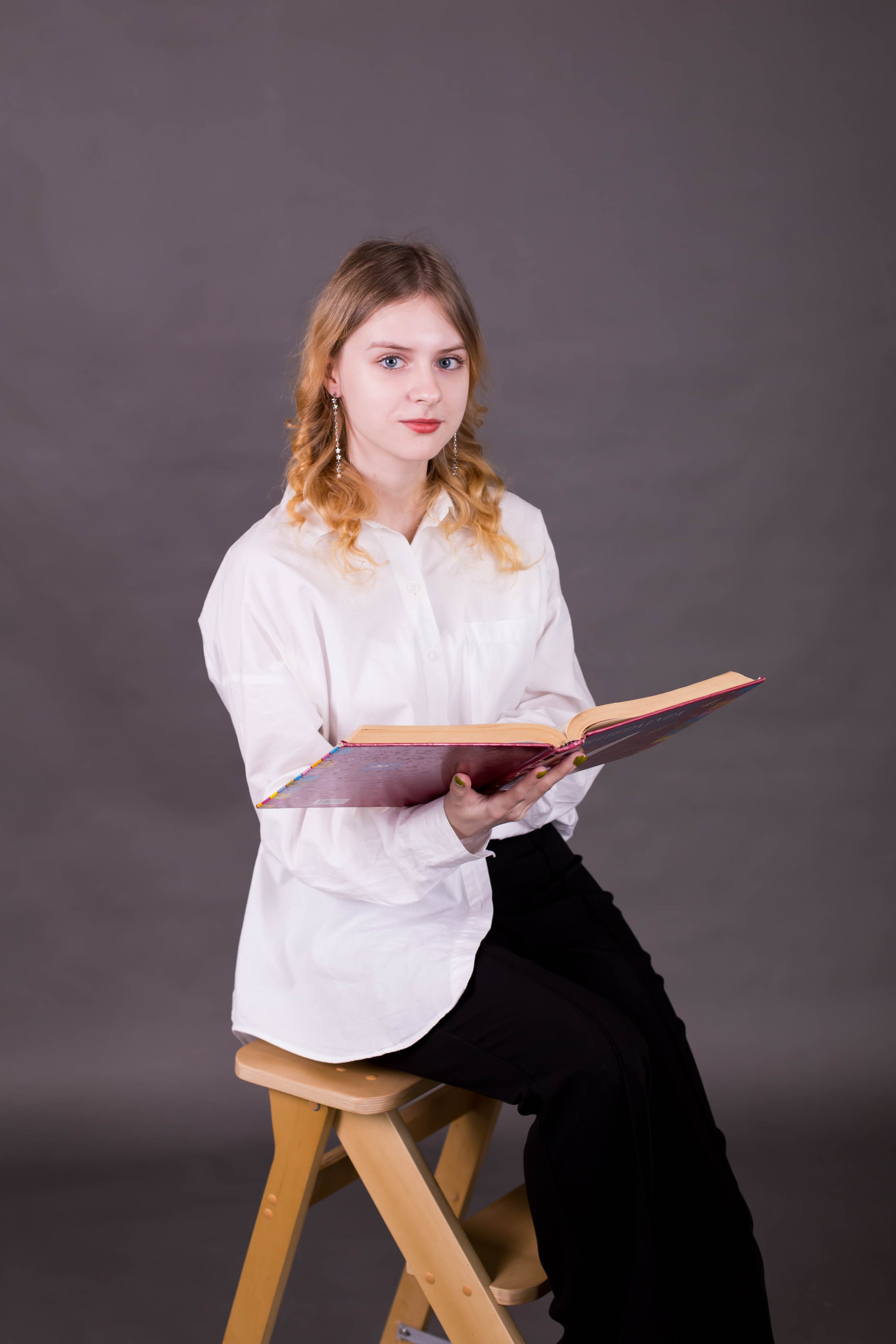 Выпускные альбомы на заказ Нягань (фотокнигиназаказнягань)