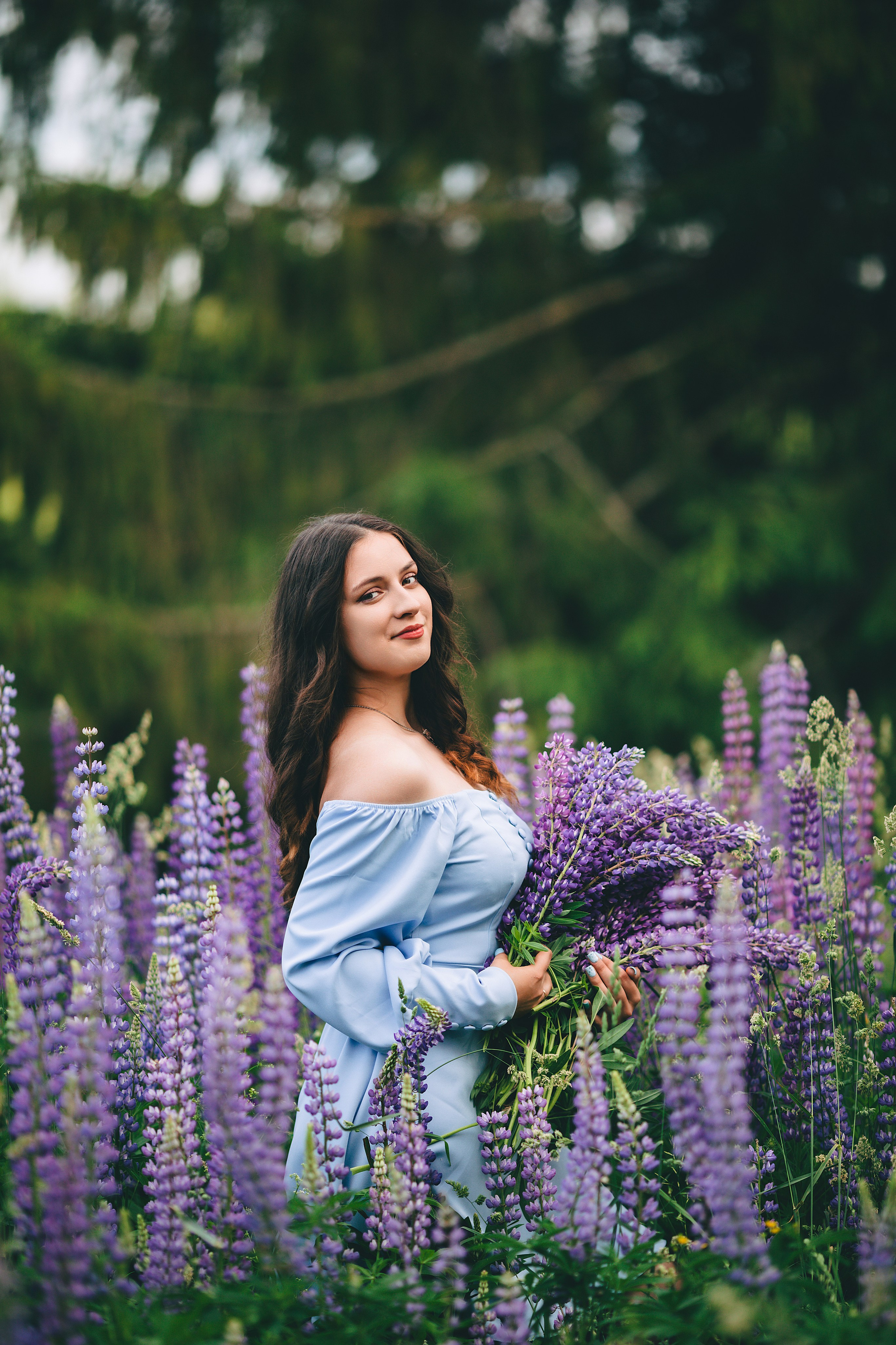 Индивидуальная фотосессия в люпиновом поле за Ижевском. Дима Никитин свадебный и семейный фотограф в Ижевске и Удмуртии с 2007 года