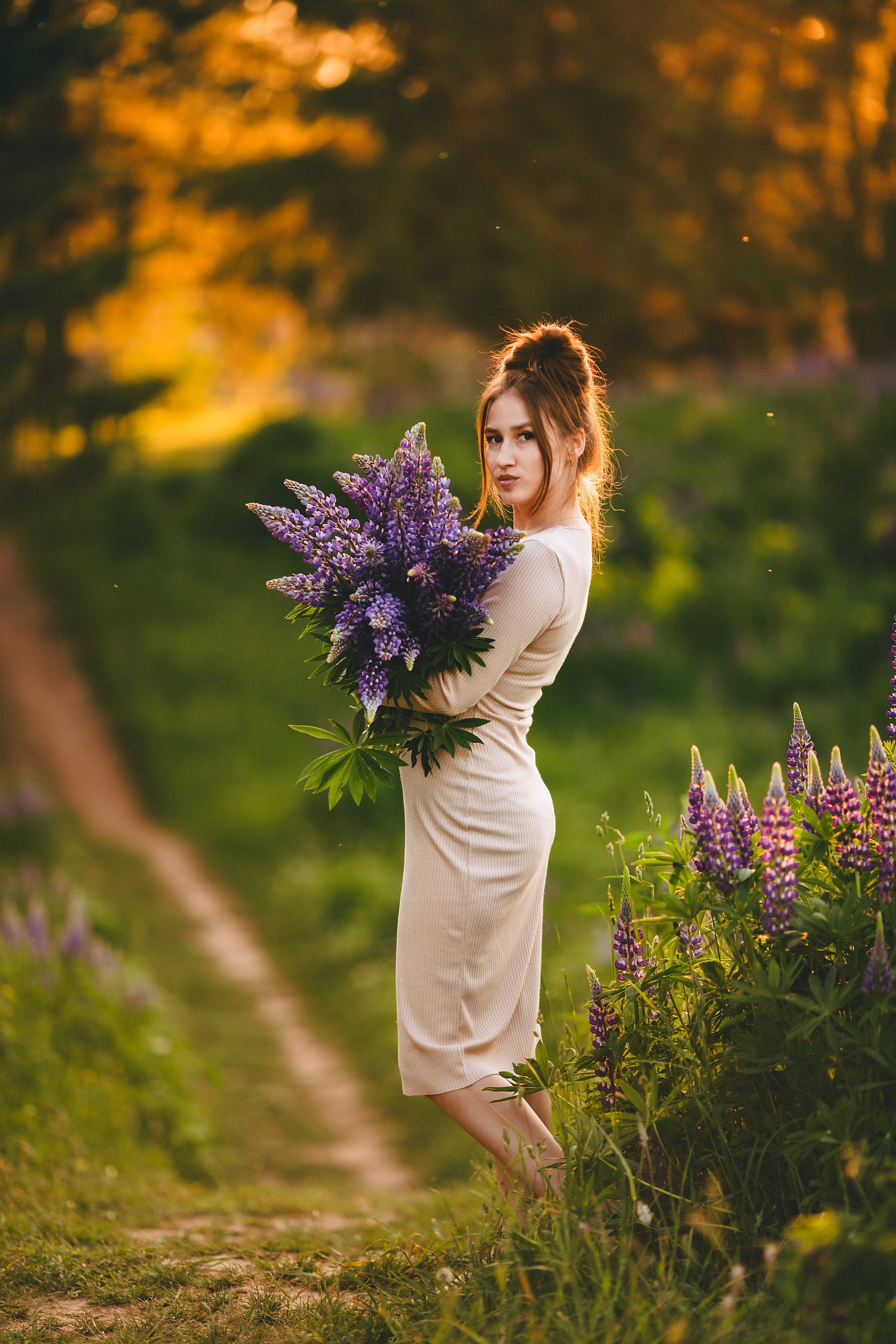 Индивидуальная фотосессия в люпиновом поле Удмуртии. Дима Никитин свадебный и семейный фотограф в Ижевске и Удмуртии с 2007 года