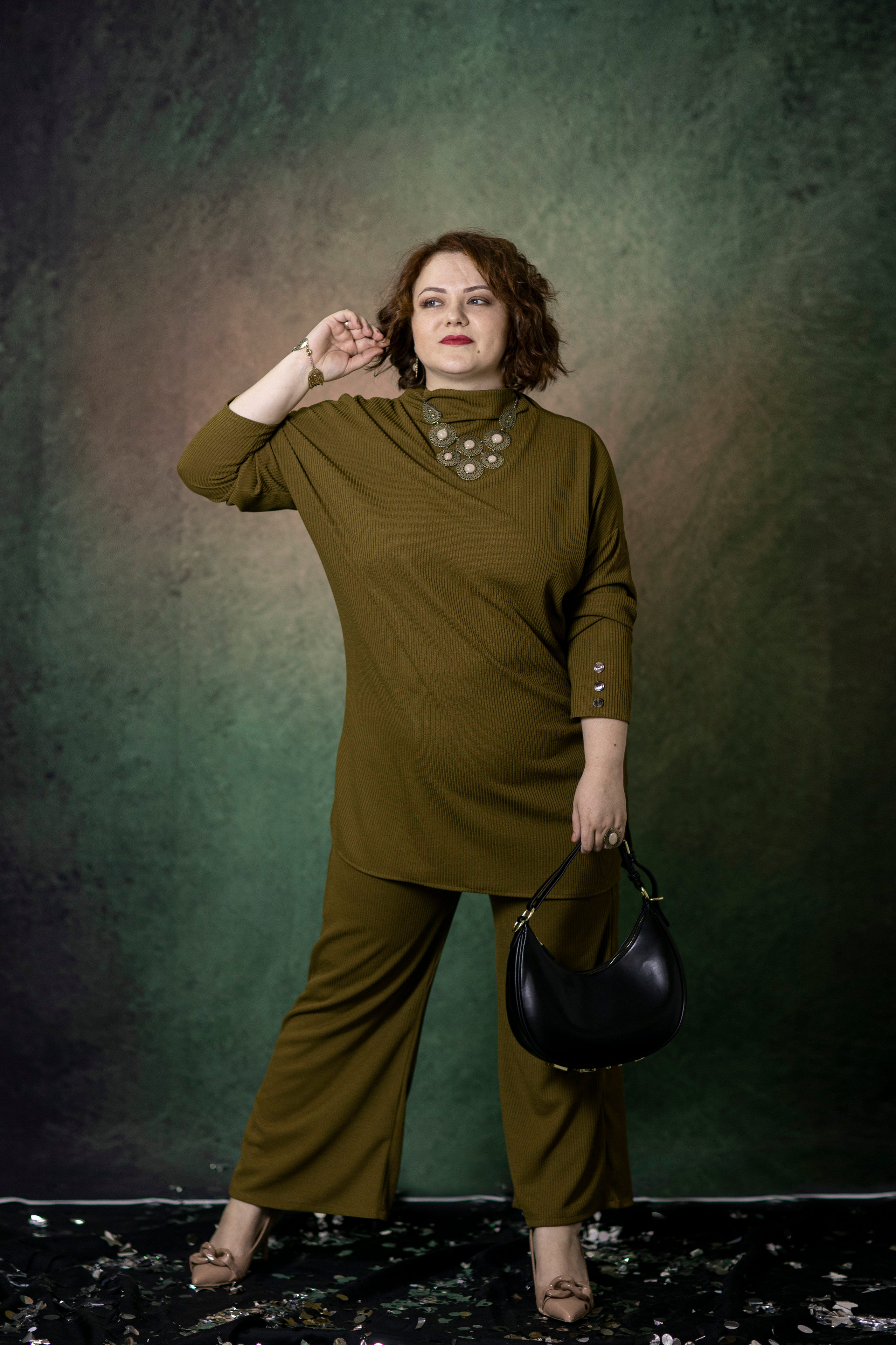 Контакты. Фотоискусство с Адзиновой