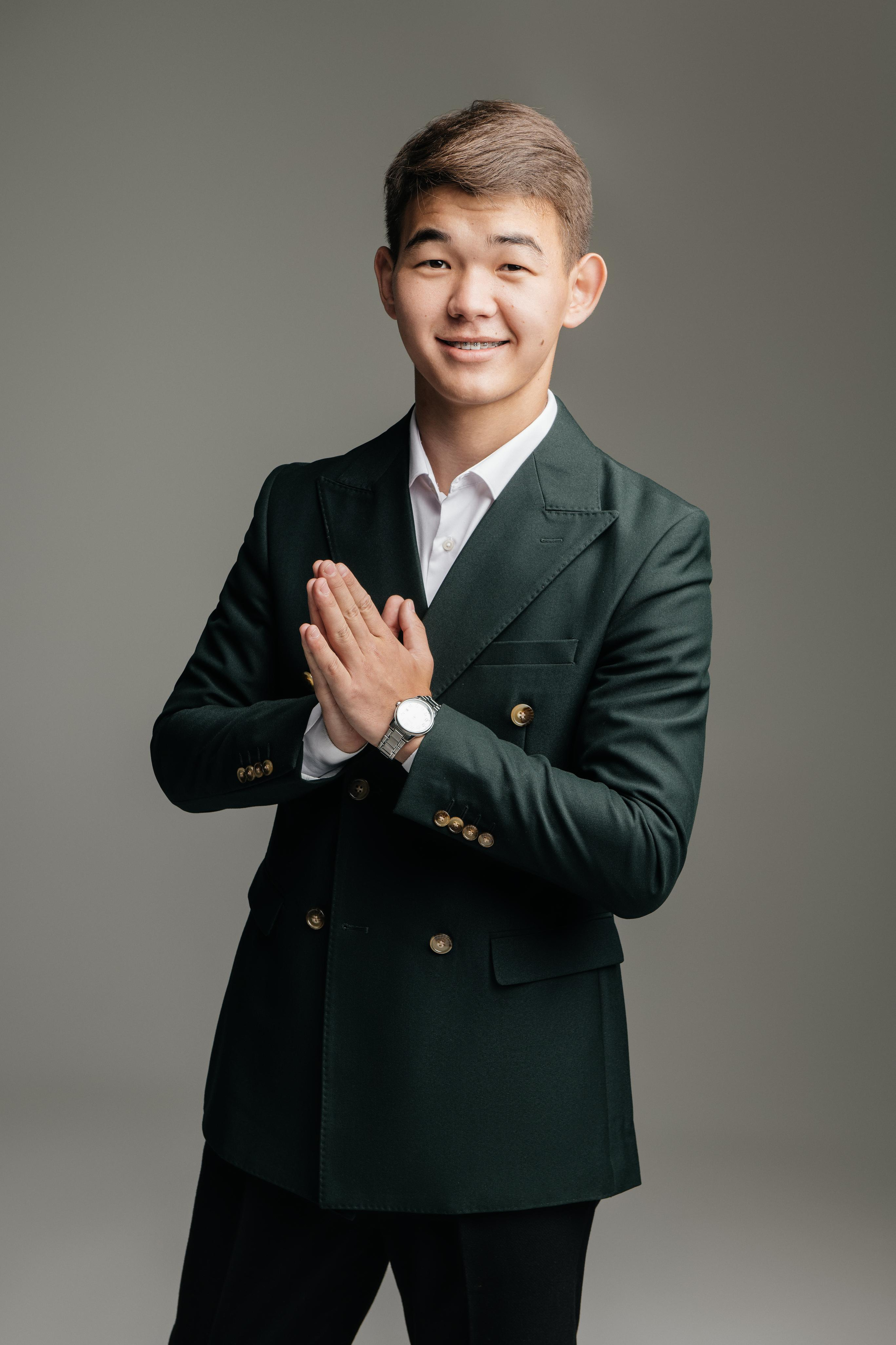 ABOUT ME. Zhandos Berikov