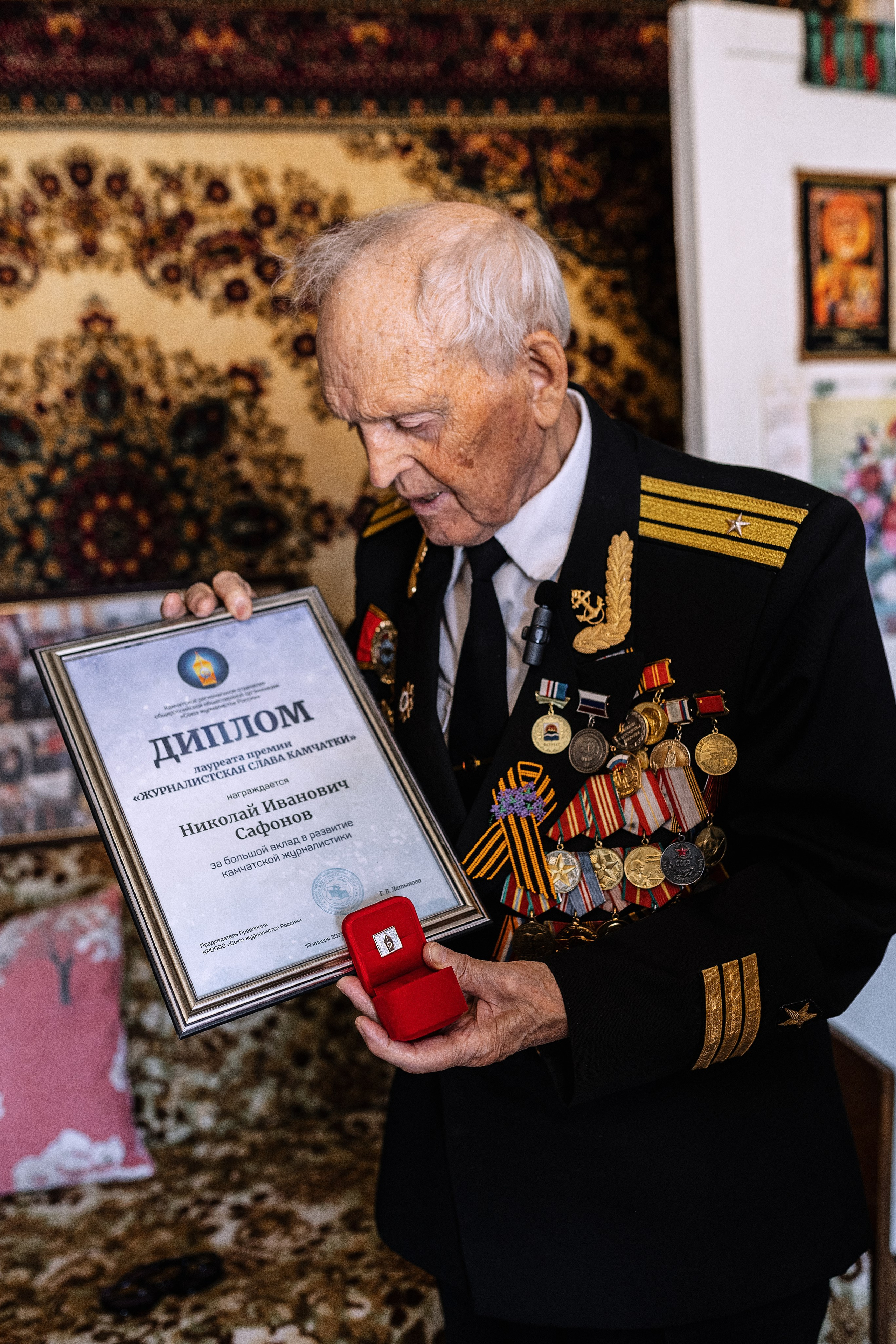 Всероссийский фотопроект «Китель Победы» г. Вилючинск. Ольга Смирнова юрист, фотограф