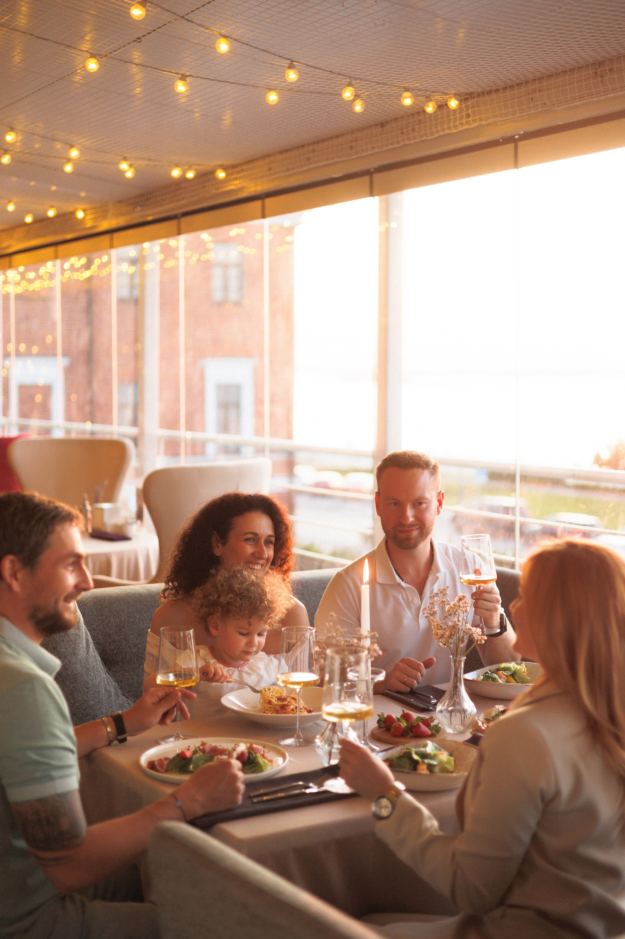 Съемка сюжетов для рекламных баннеров ресторана. Фотограф Чугунов Александр