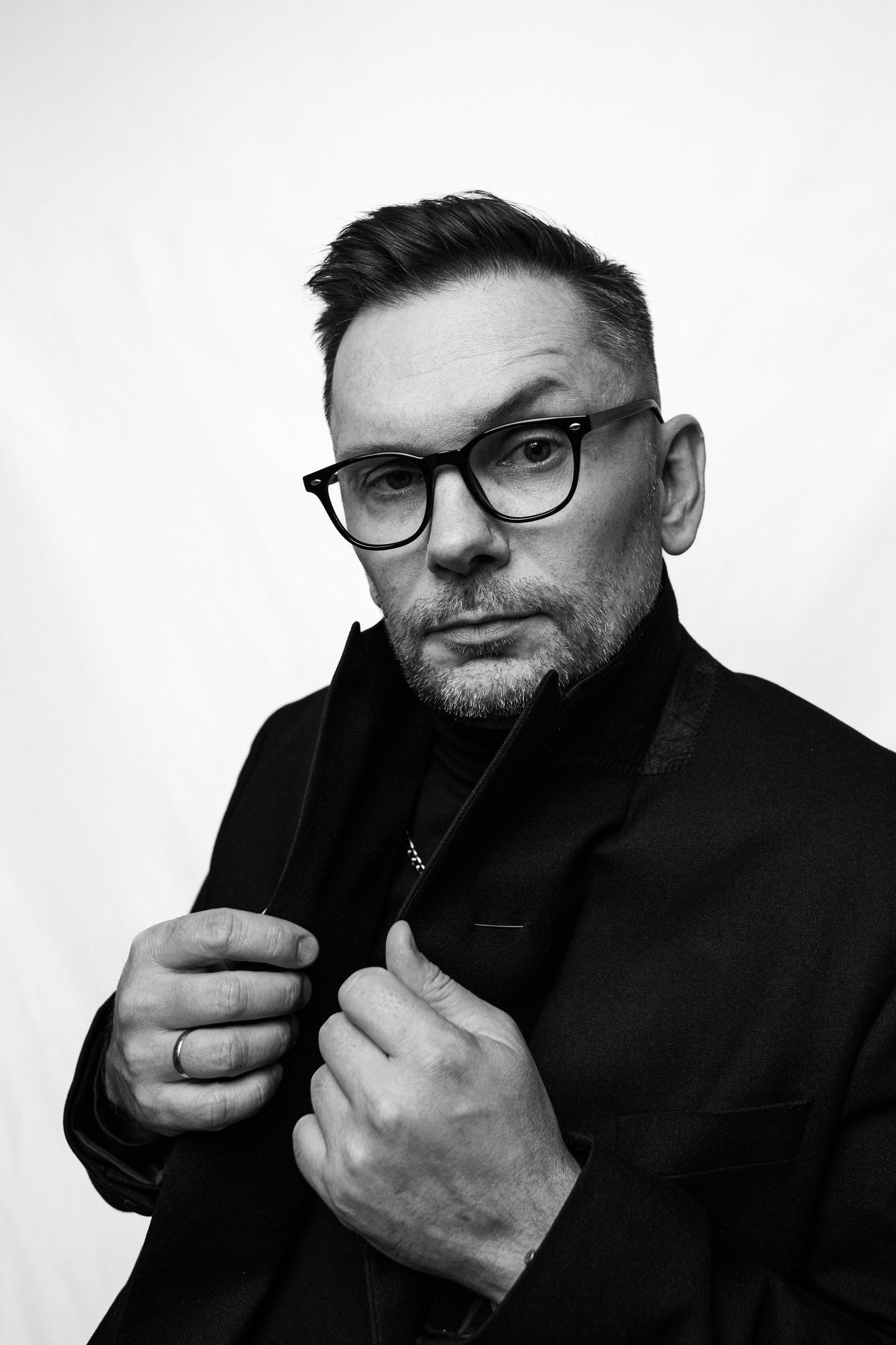 Фотосессия в Таганроге — черно-белый портрет с характером | Антон Бакарюк