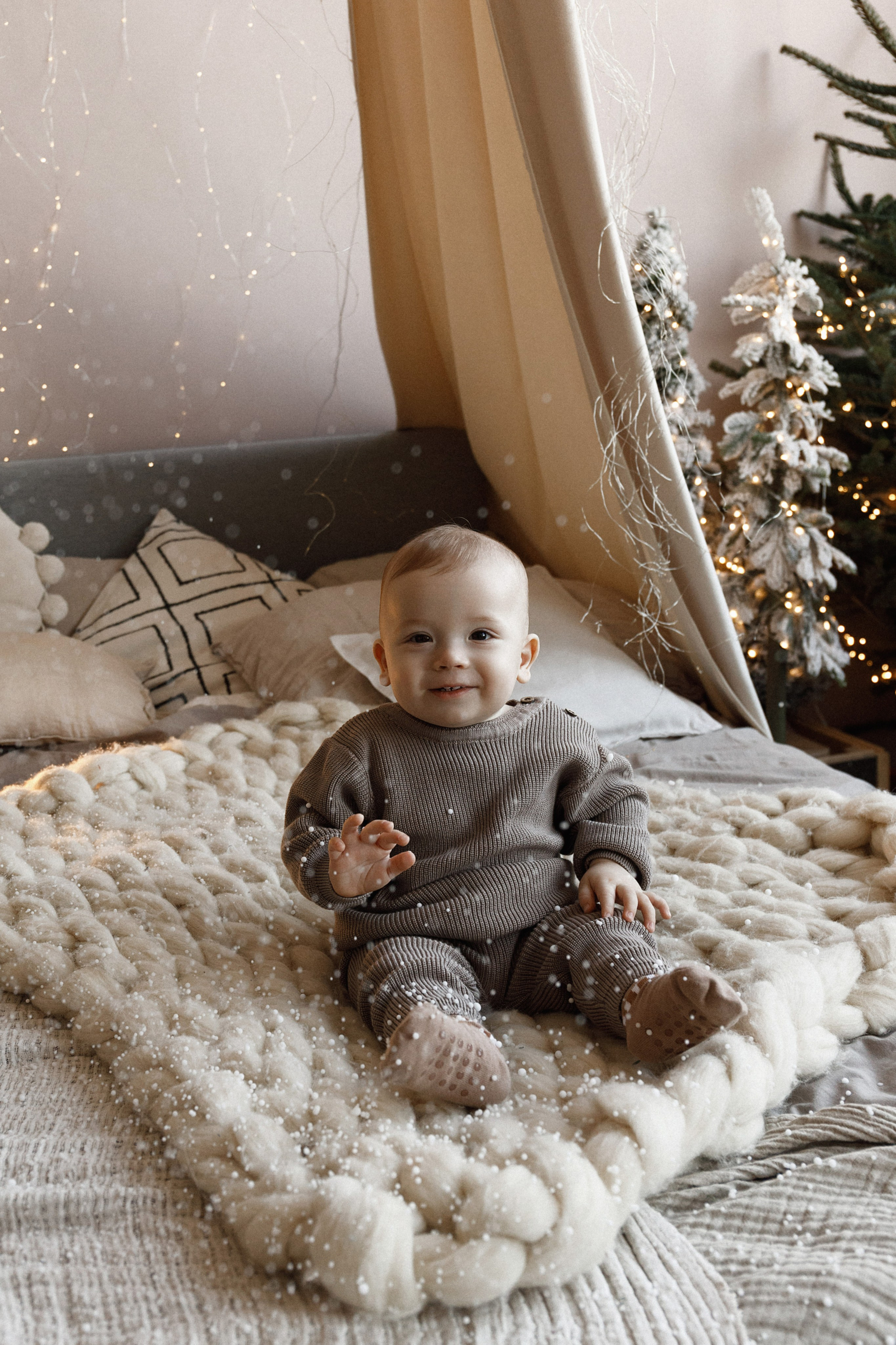 Новогодний фото день. Фотограф беременности и материнства Аделя Юсупова