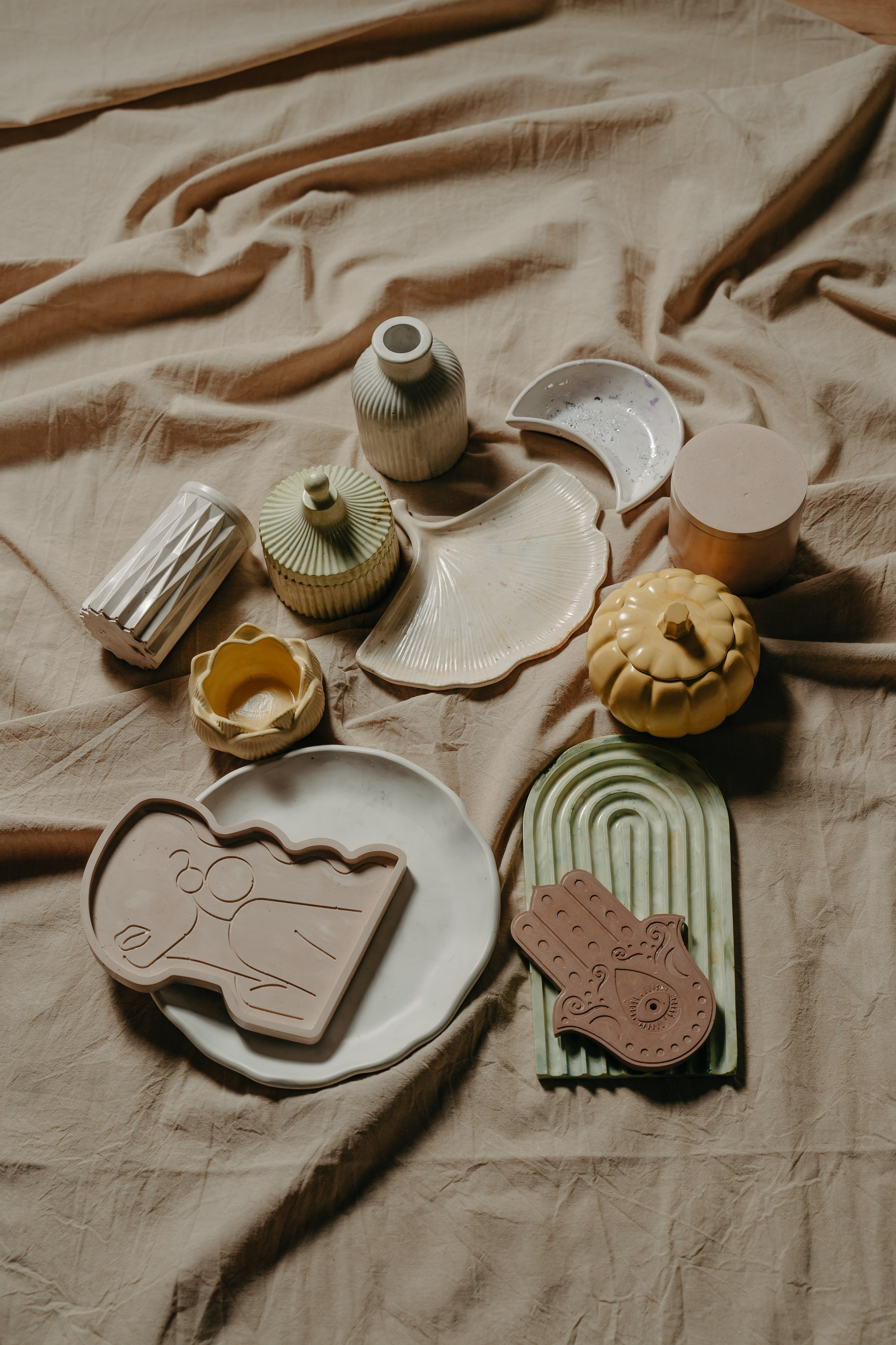 Изделия из гипса, мастер-класс по отливке гипсовых подсвечников