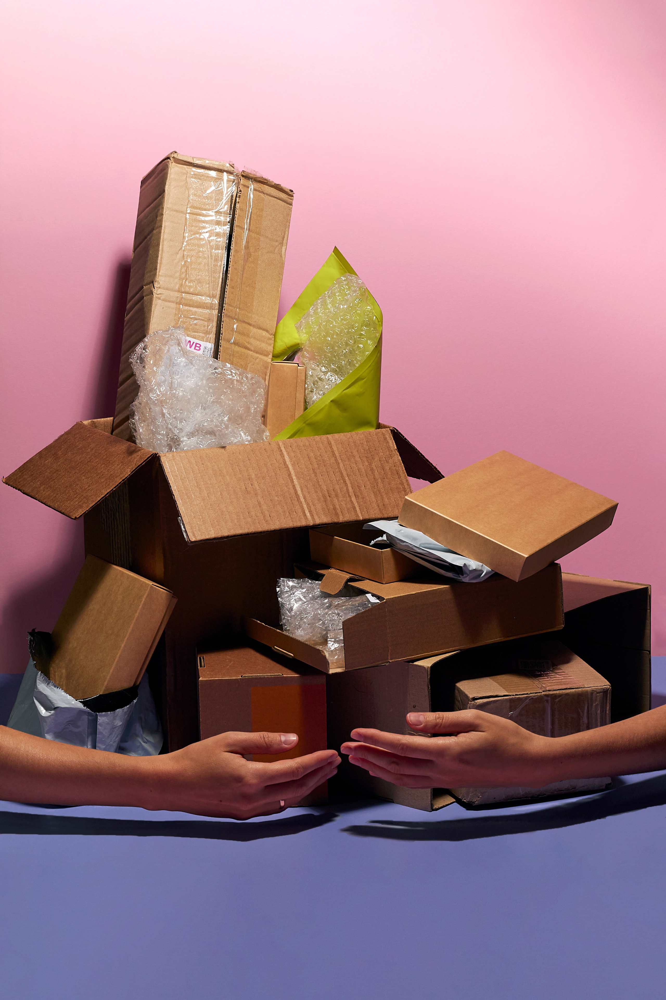 Про жизнь людей. Предметный фотограф в Минске Анастасия Троцкая