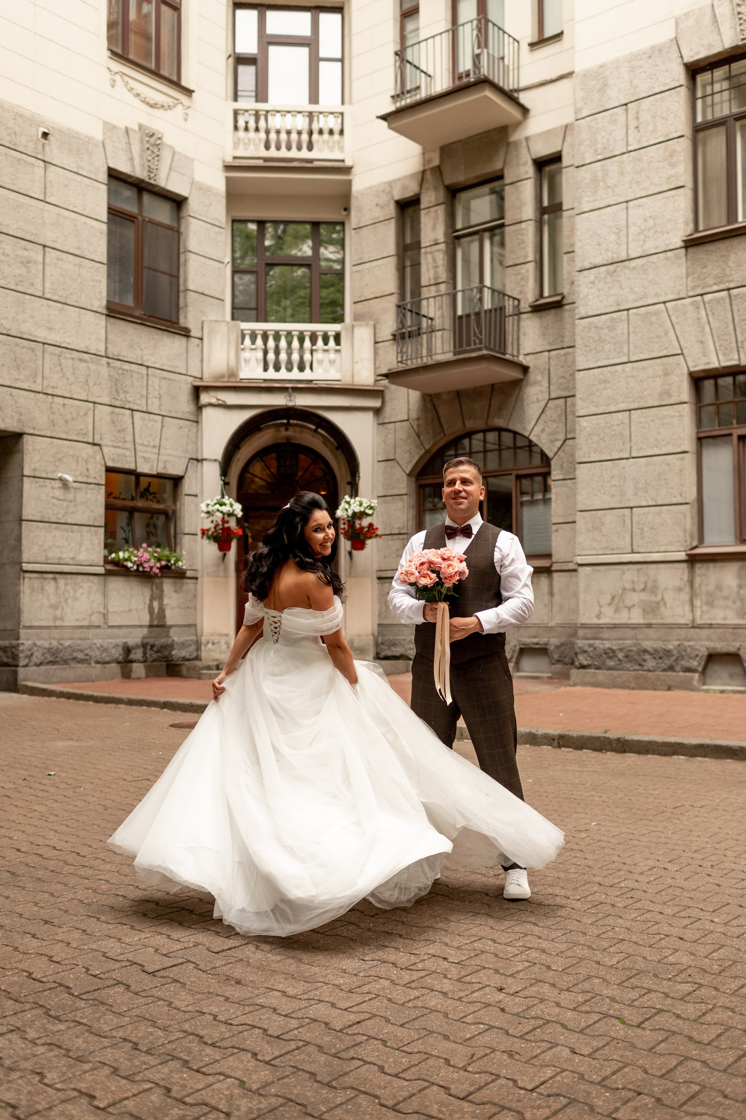 Места для фотосессии на Петроградской стороне. Свадебный фотограф Кирилл Белый