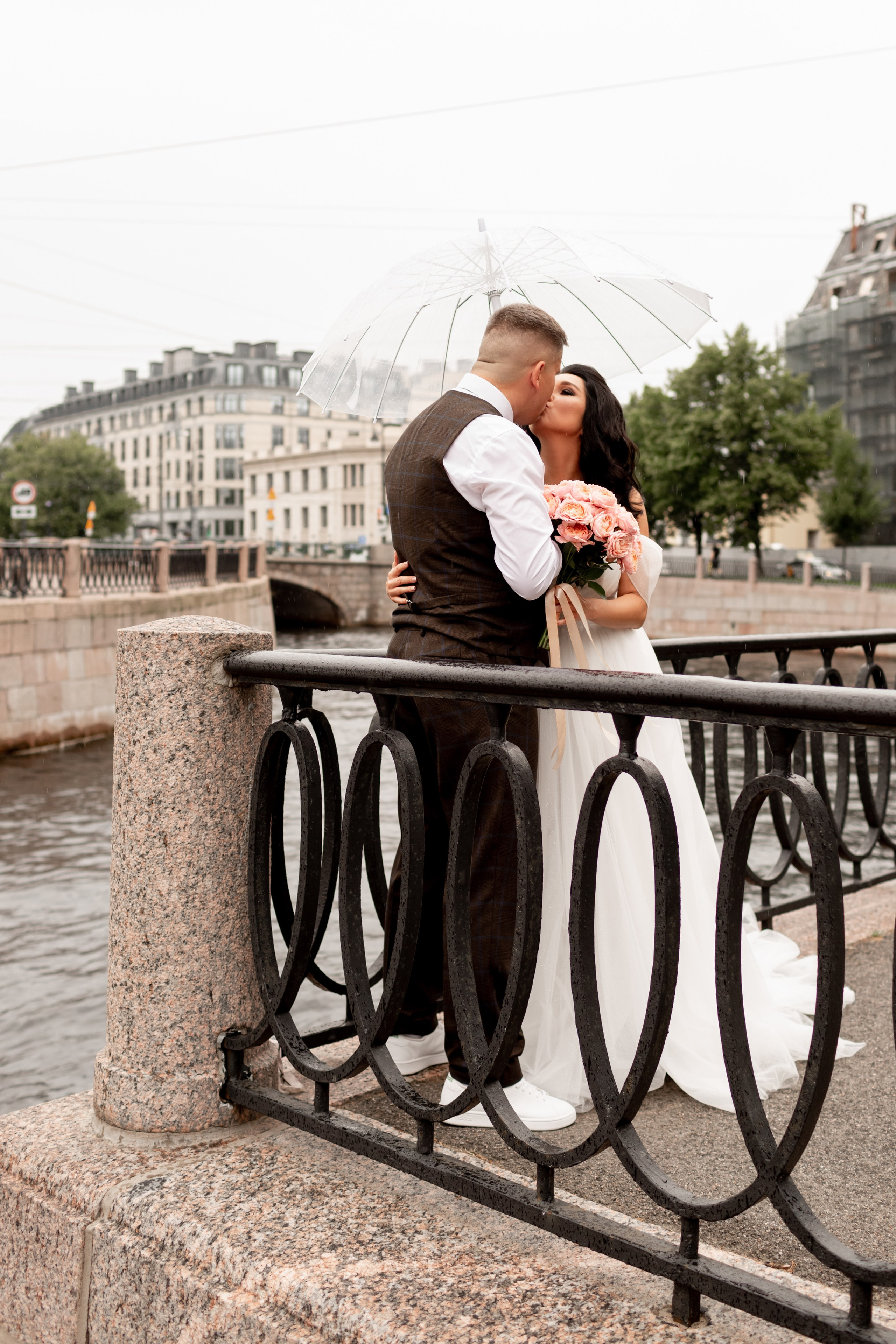 Места для фотосессии на Петроградской стороне. Свадебный фотограф Кирилл Белый