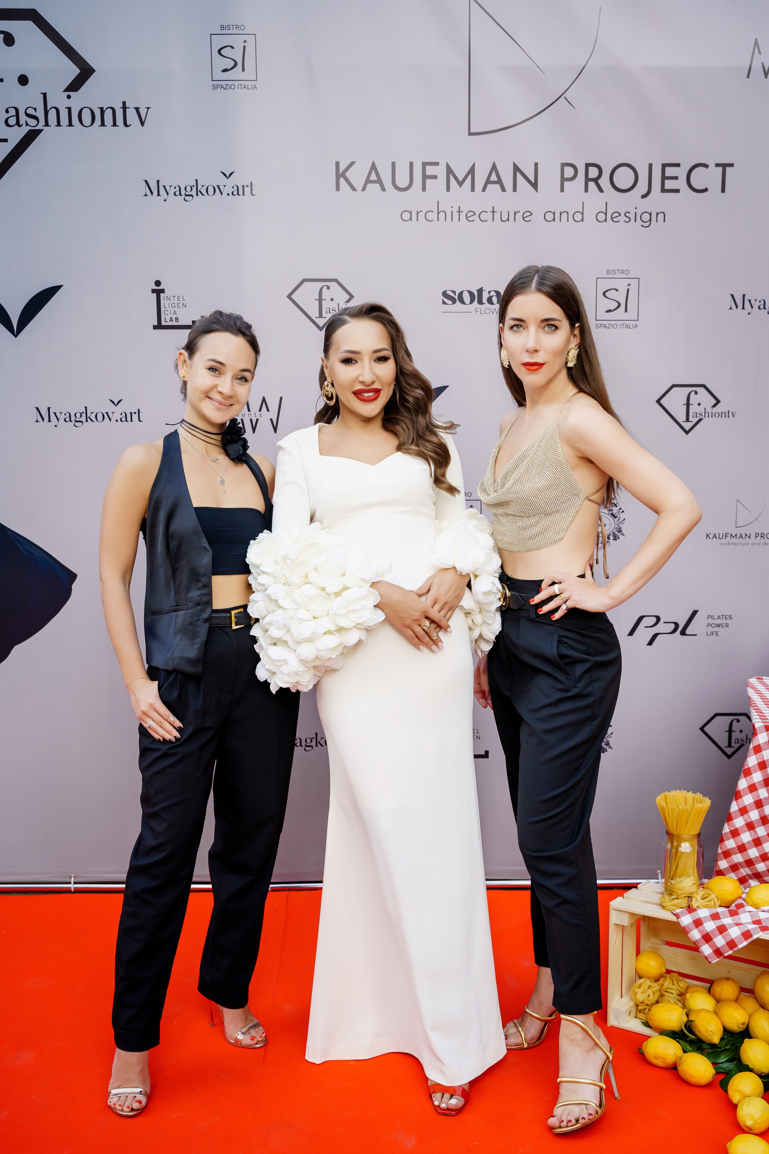 Фотограф и видеограф в Москве и Московской области Мария Вишня