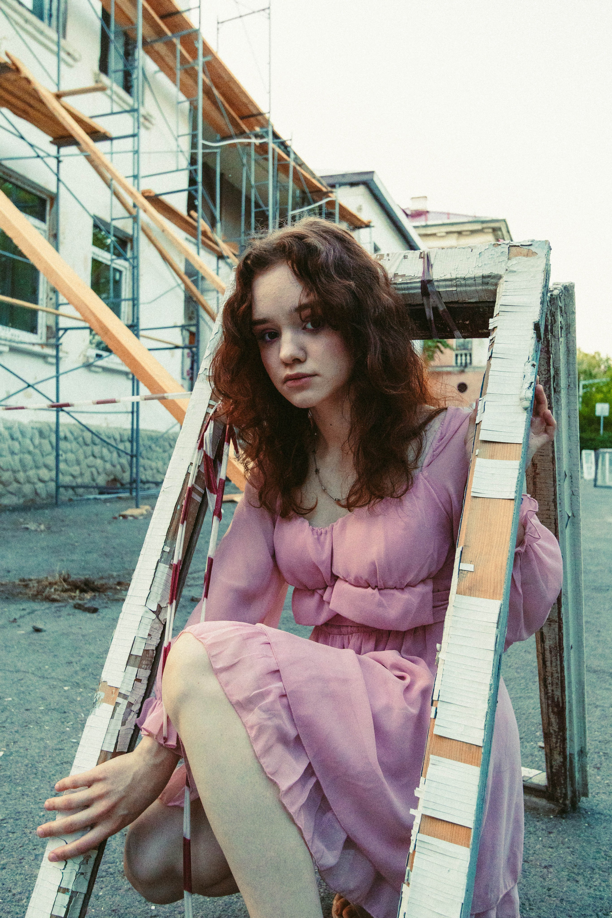 Ты всё о Мане, да о Нимейере. А мир вокруг тебя — о разрухе и панельках. Репортажный и портретный фотограф в Тольятти