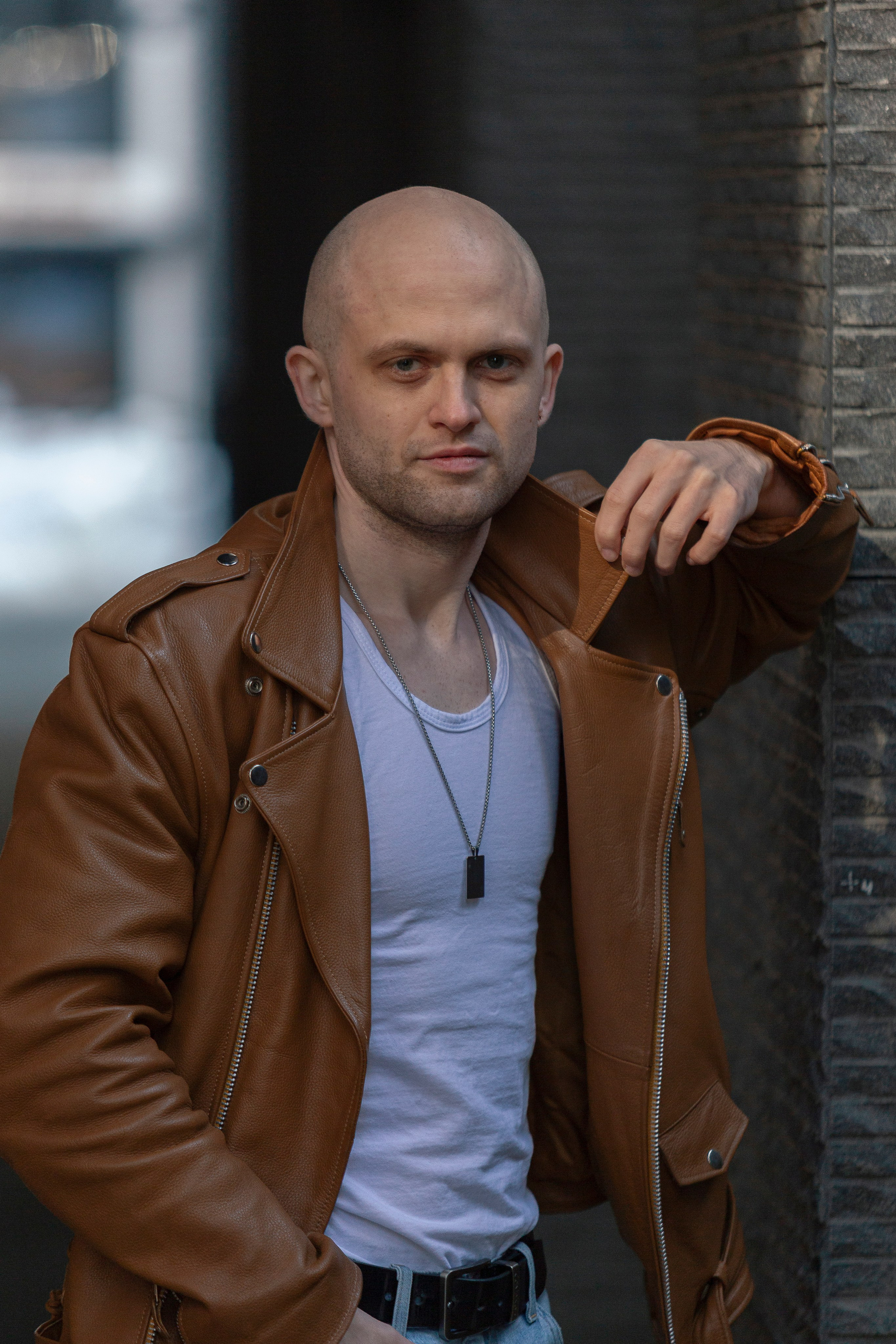 Брутальная мужчина в кожаной куртке фотосессия Москва
